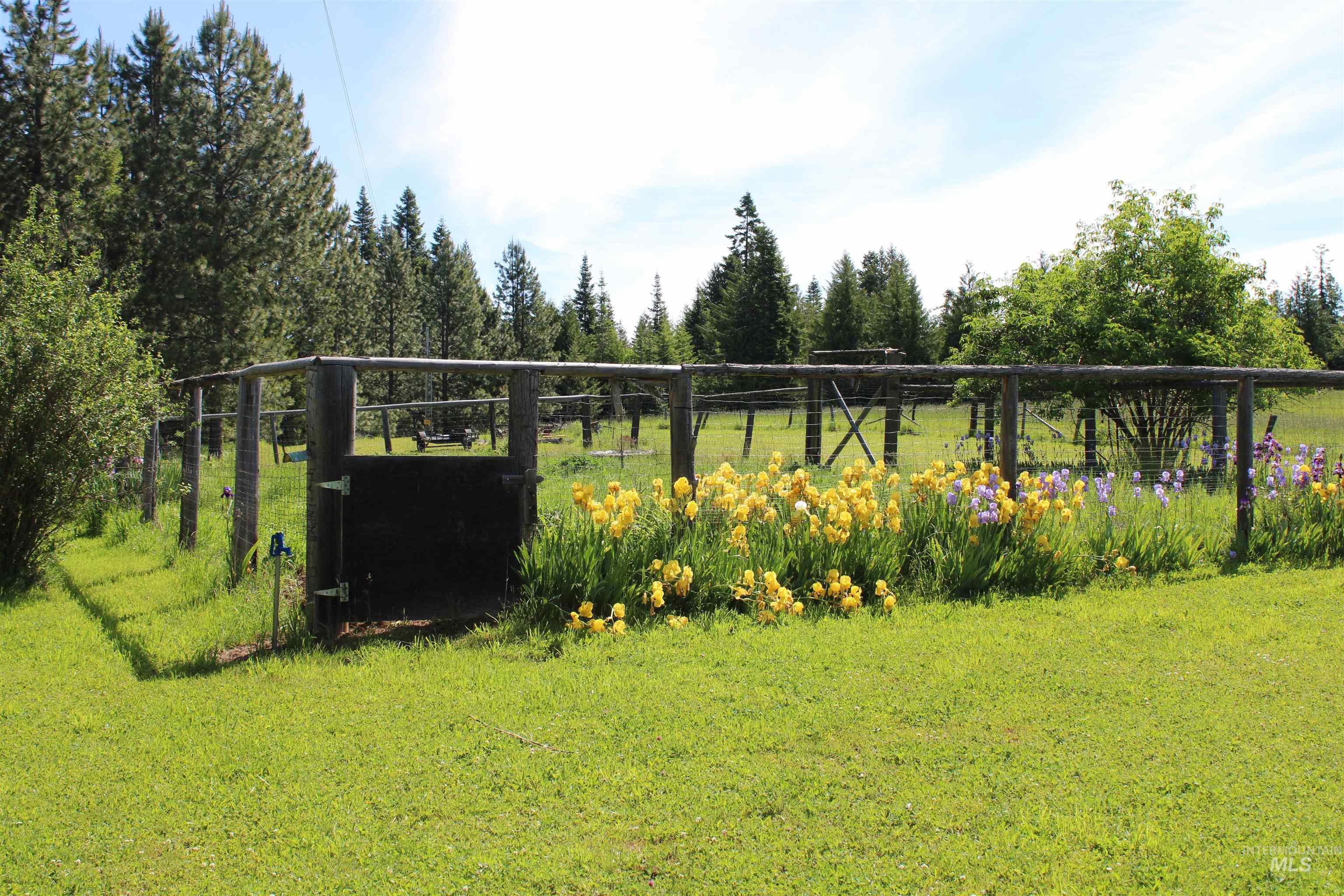 2248 Glenwood Road Property Photo 19