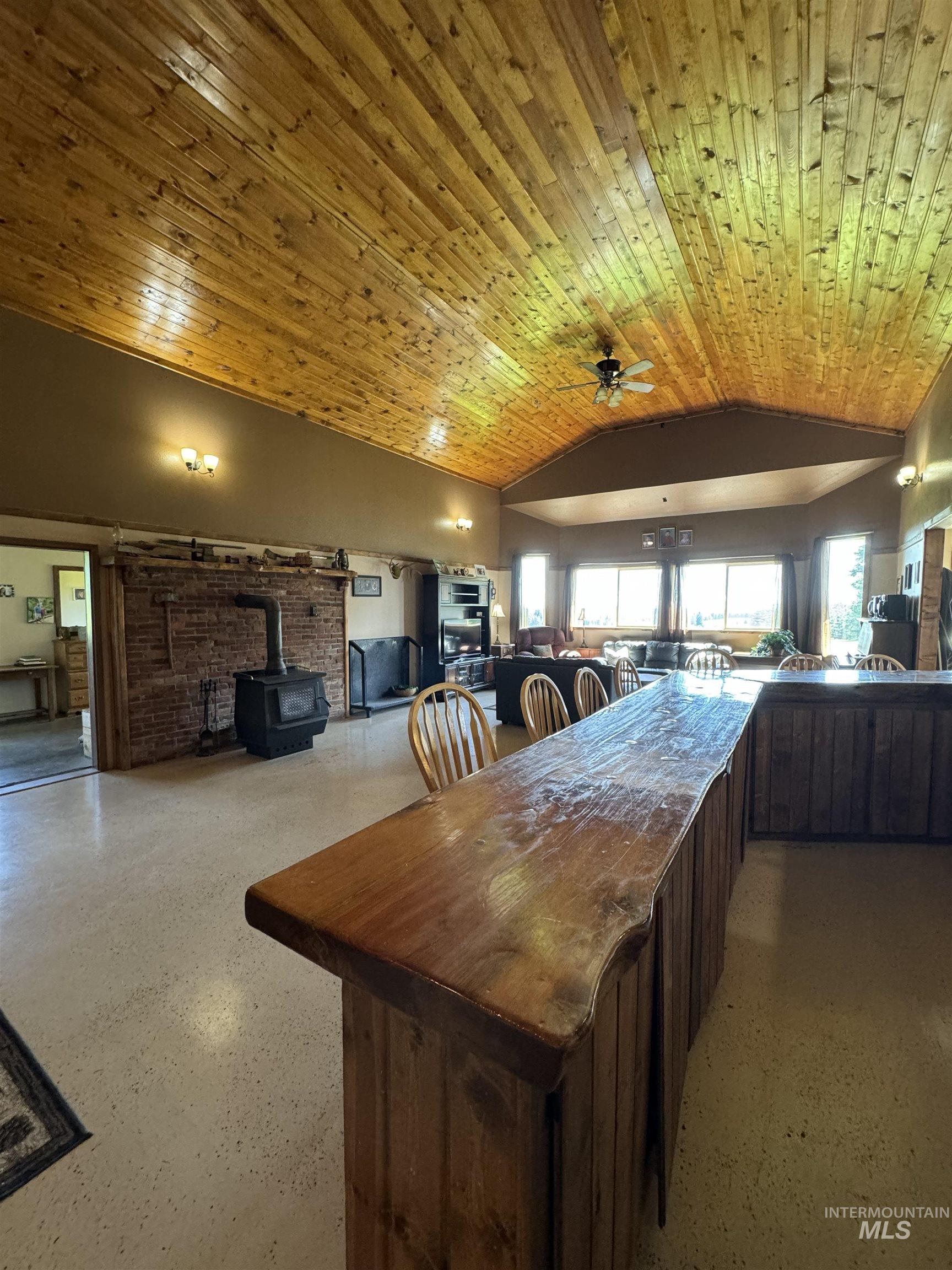 2248 Glenwood Road Property Photo 28