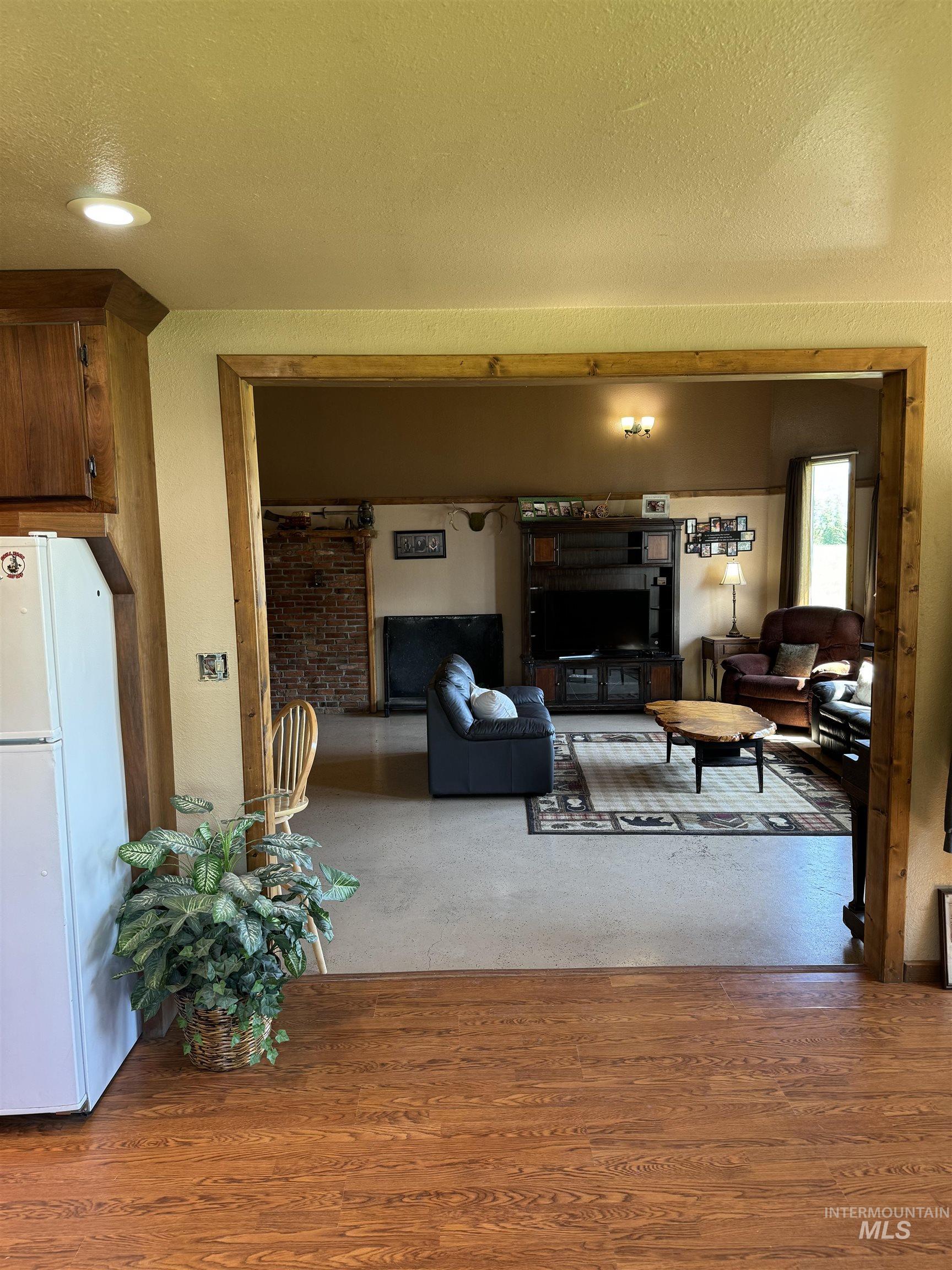 2248 Glenwood Road Property Photo 34