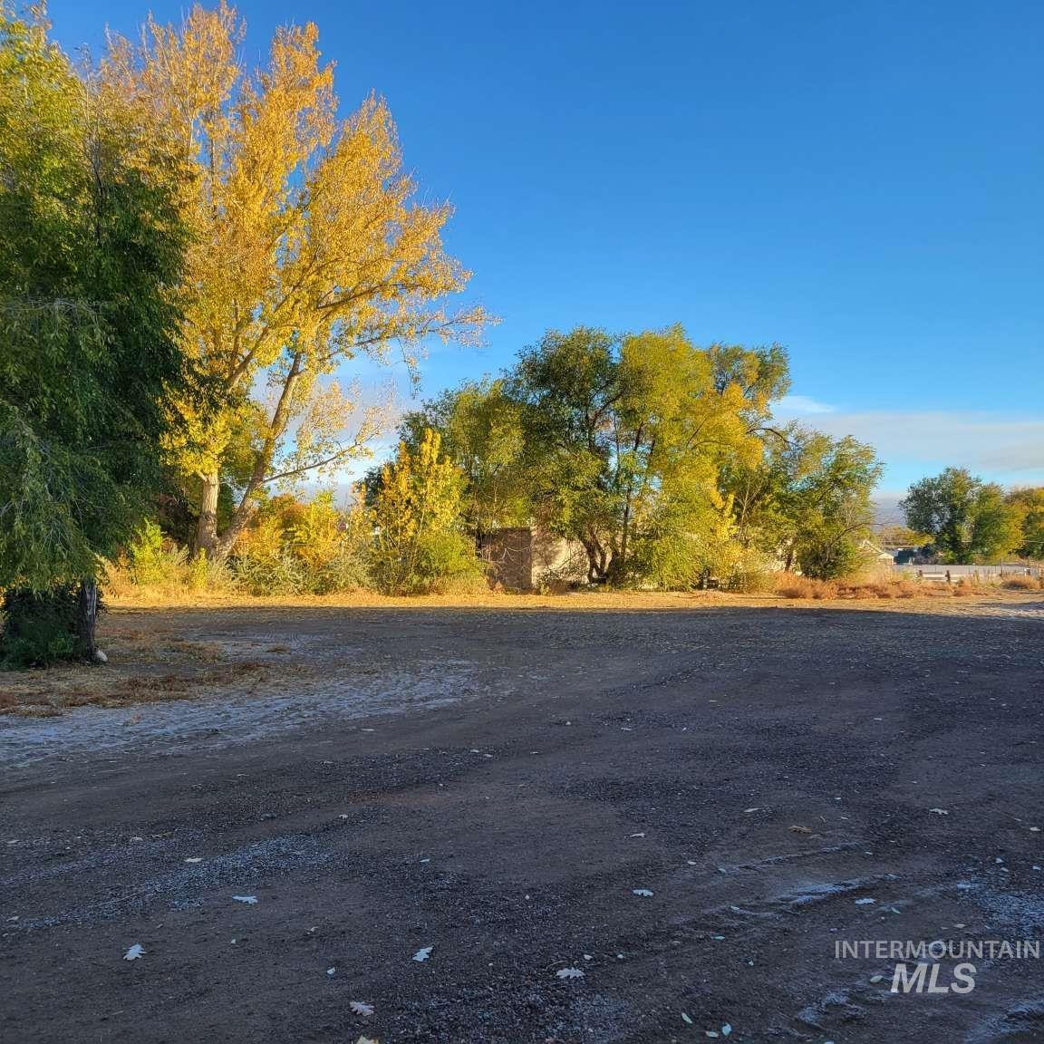 1054 Maurice St Property Photo 1