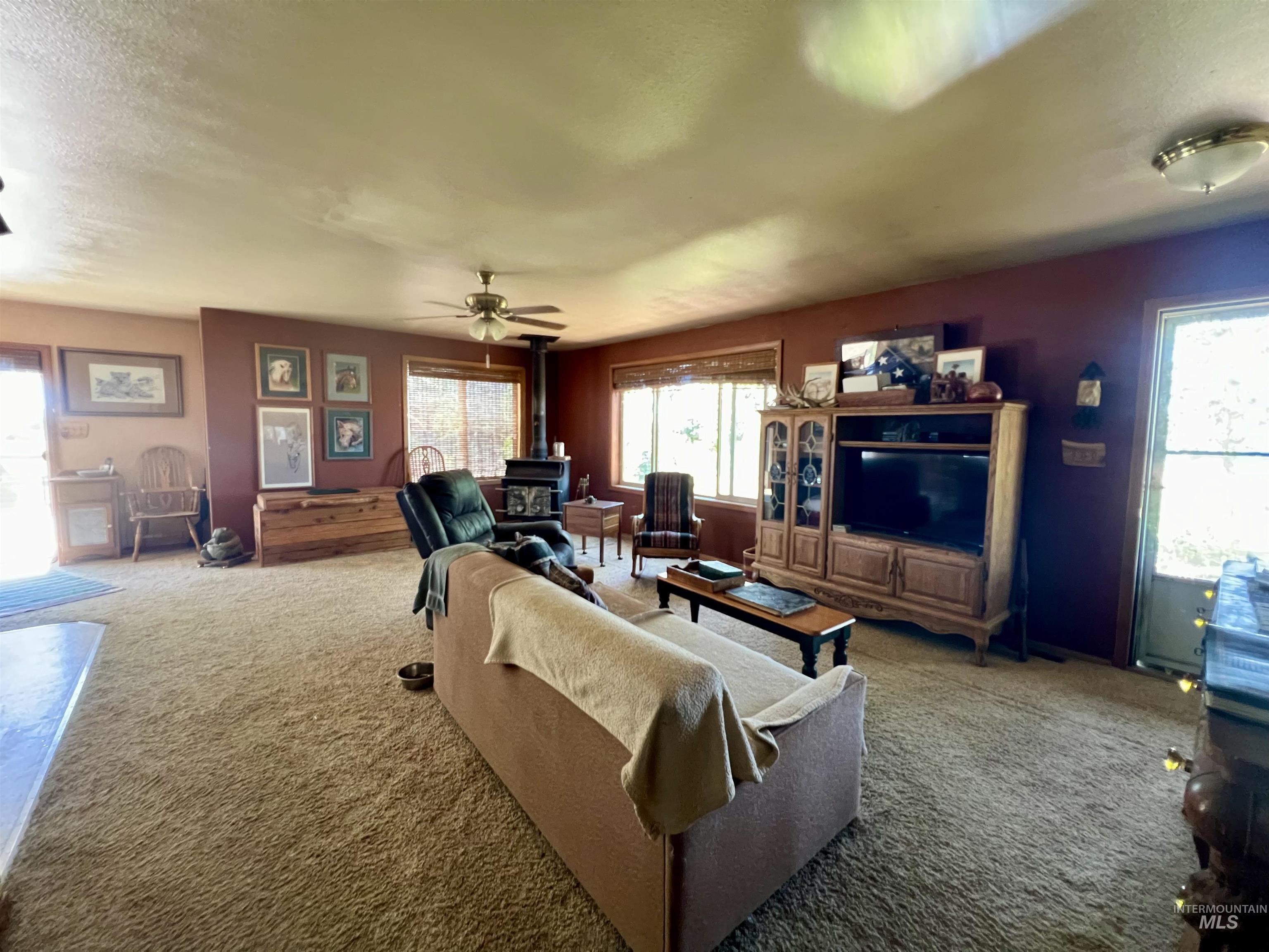 2348 S Grays Creek Rd Property Photo 8