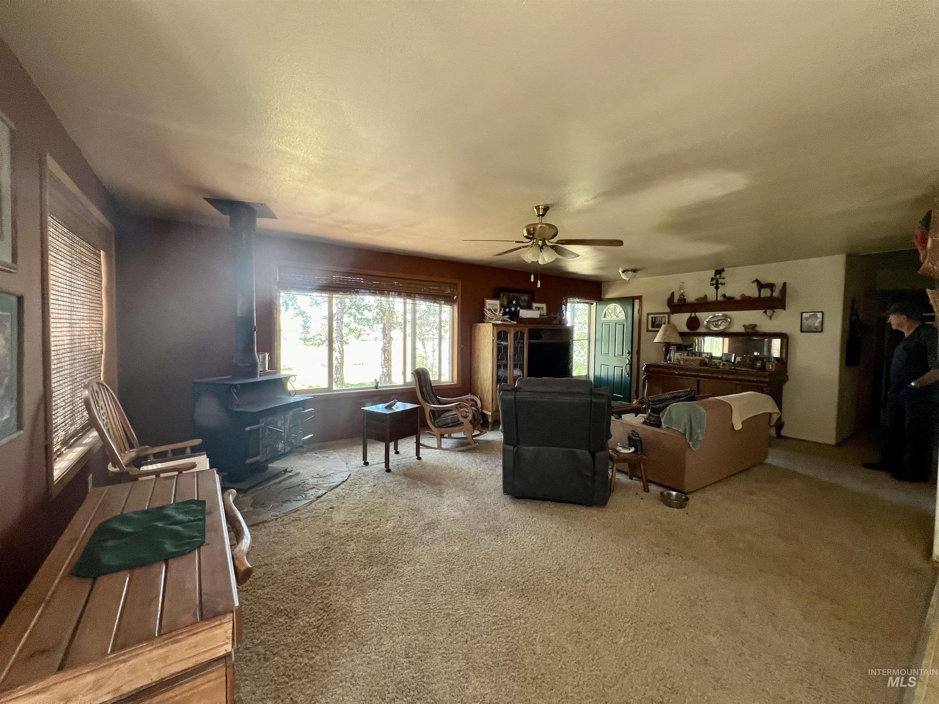 2348 S Grays Creek Rd Property Photo 11