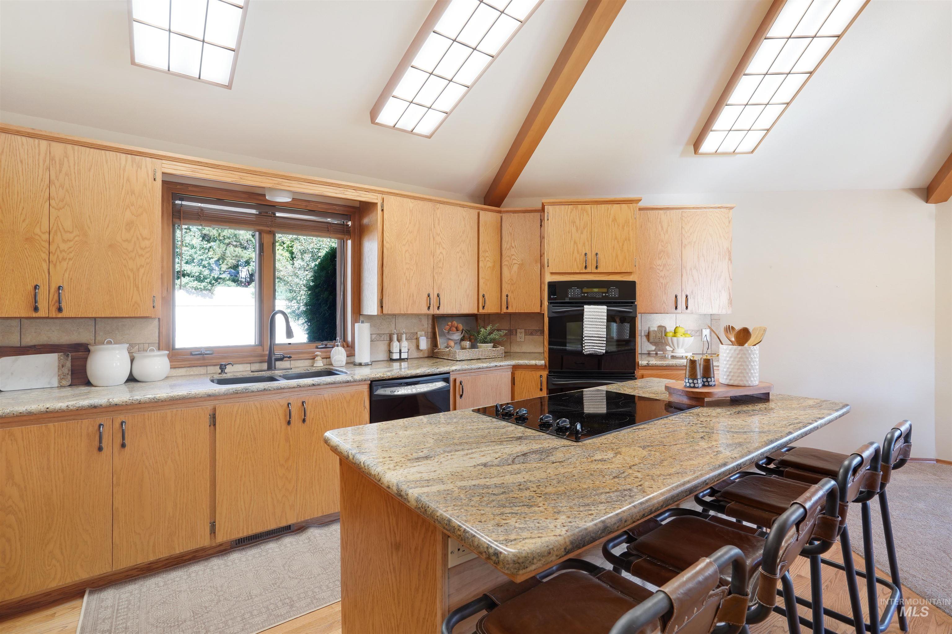 536 Terrace Drive Property Photo 8