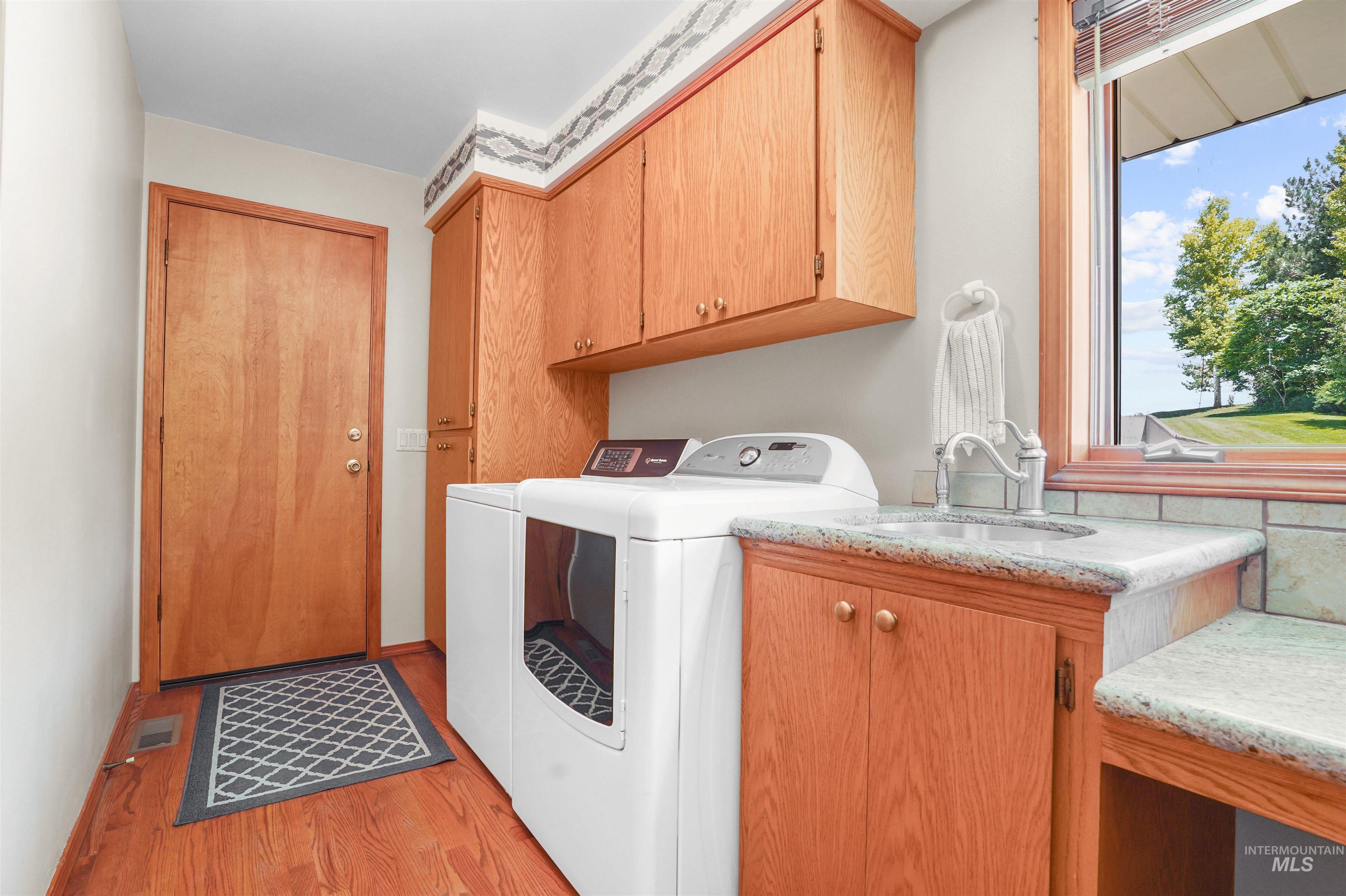 536 Terrace Drive Property Photo 14