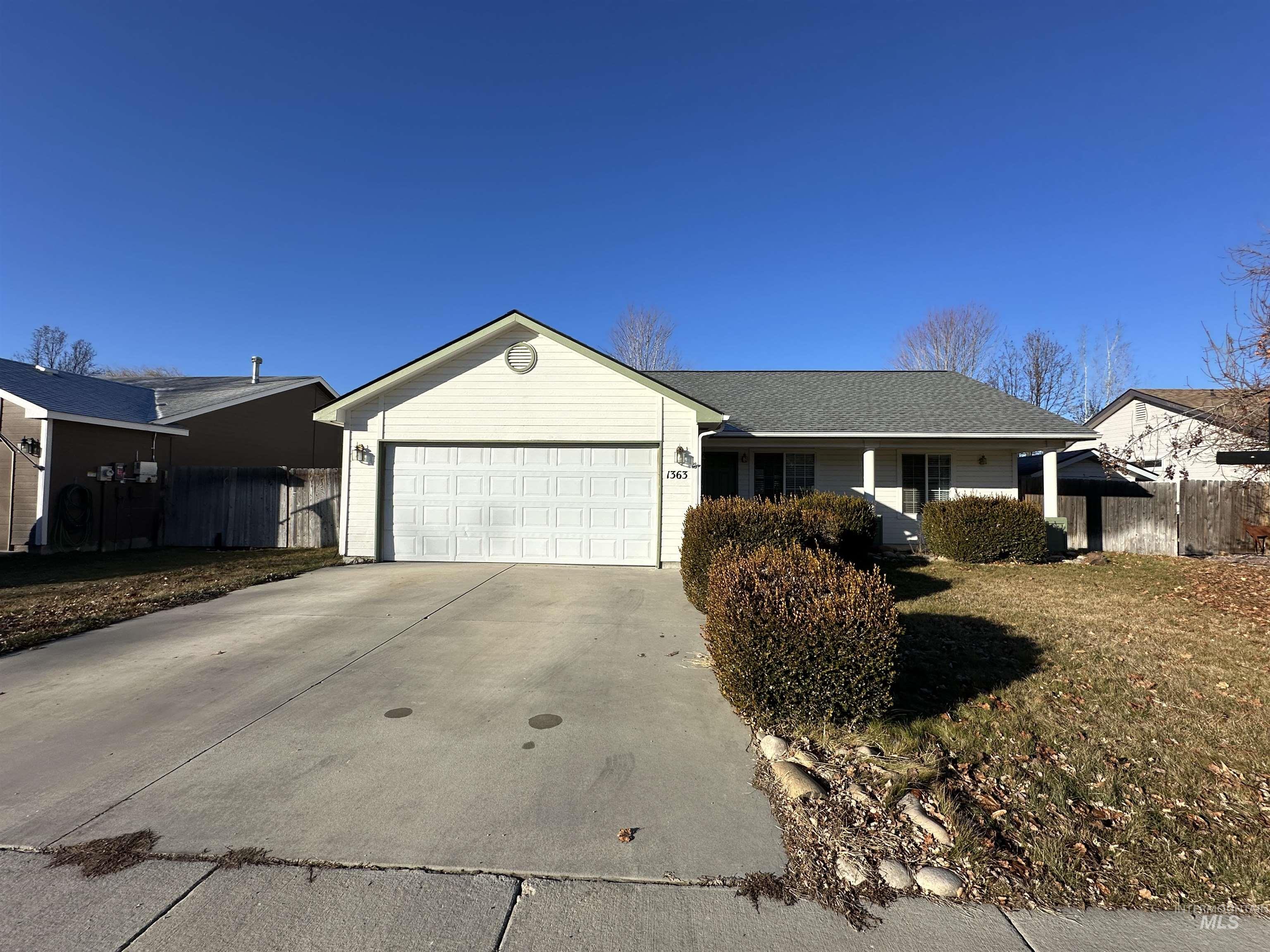 1363 N Kolnes Ave Property Photo 1
