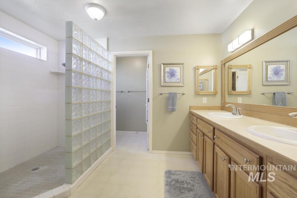 3485 E 3195 N Property Photo 17