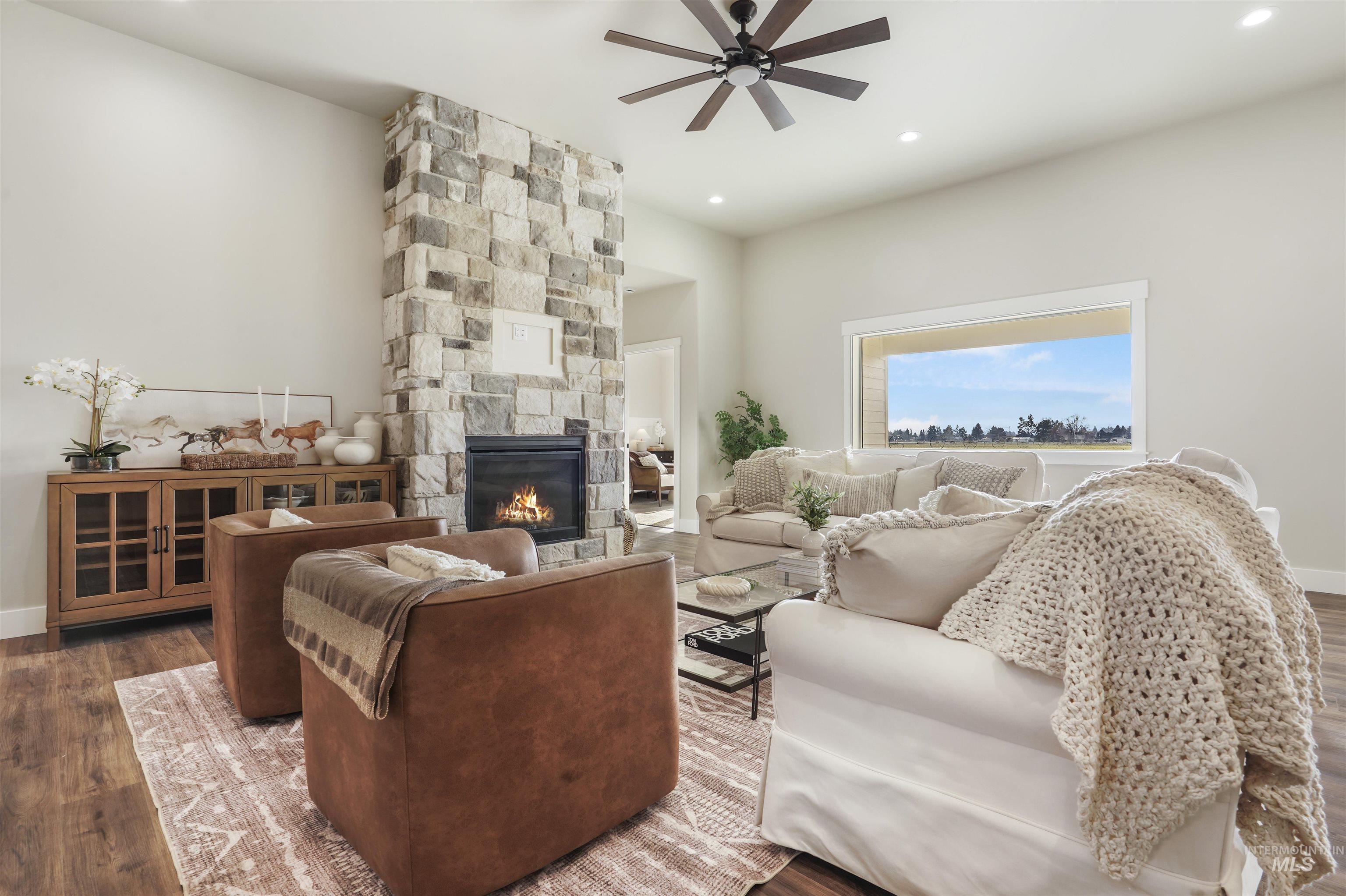 611 Biscotti Loop Property Photo 5