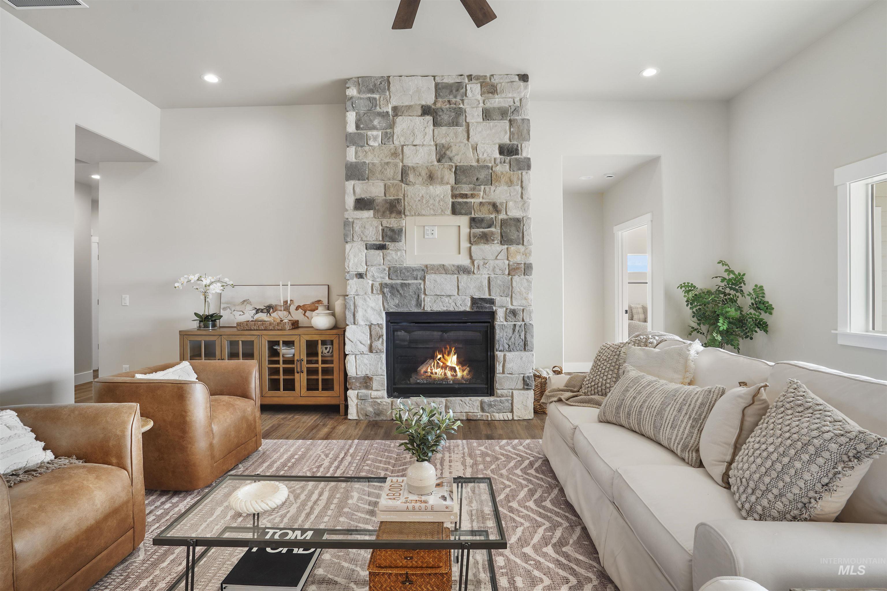 611 Biscotti Loop Property Photo 7