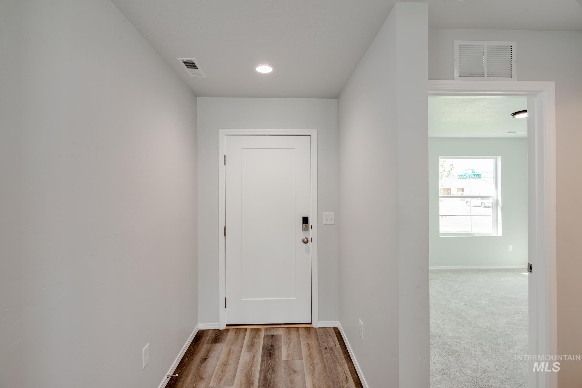 12902 Canyon Falls St Property Photo 3