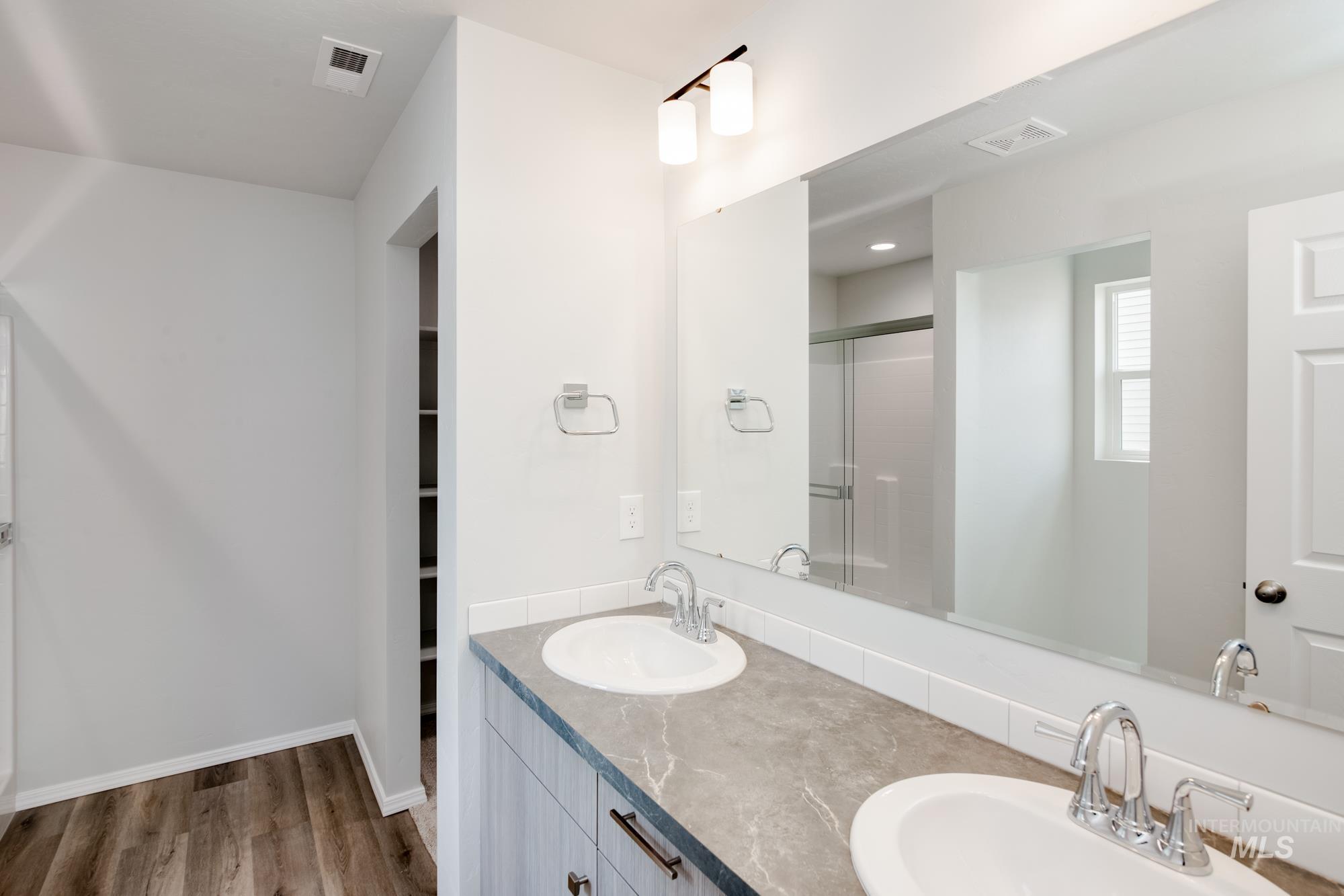 12902 Canyon Falls St Property Photo 20