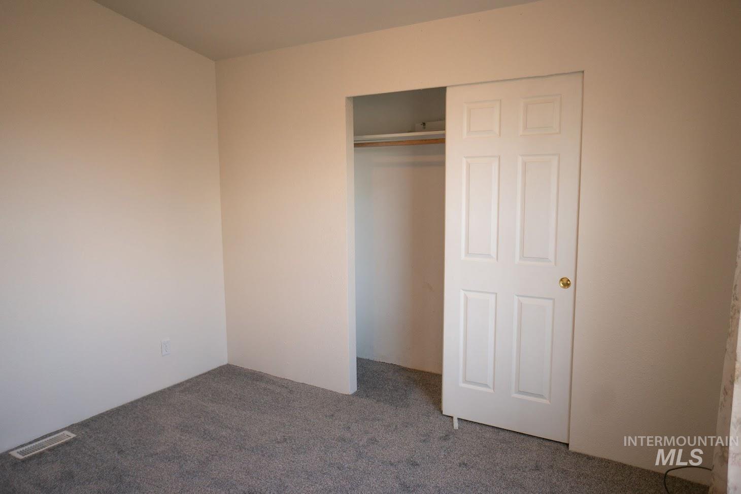 70 N 750 W Property Photo 32