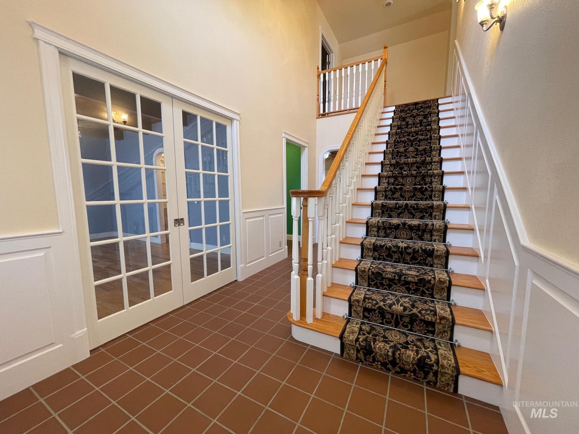 404 S Hall St Property Photo 11