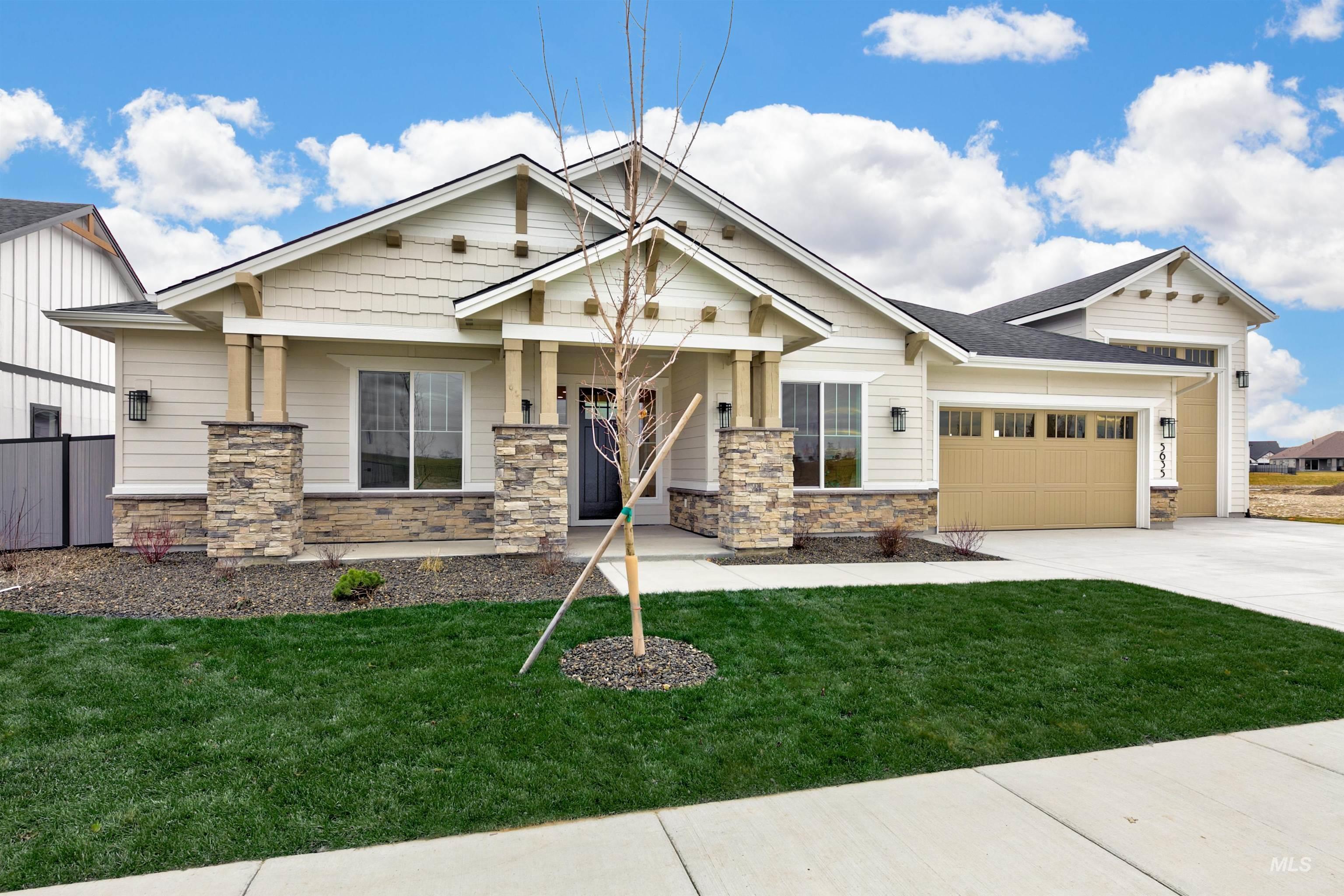 5741 W Polecat Dr. Property Photo 42
