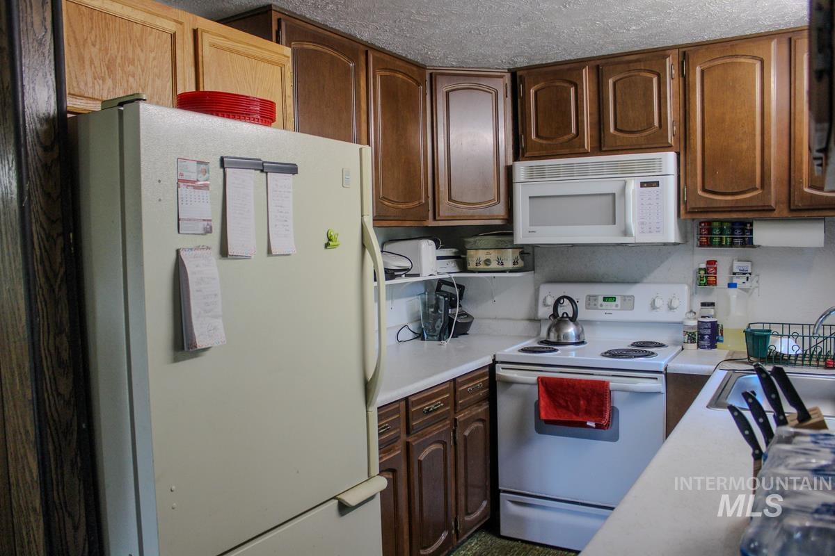 4 Ogburn Lane Property Photo 11