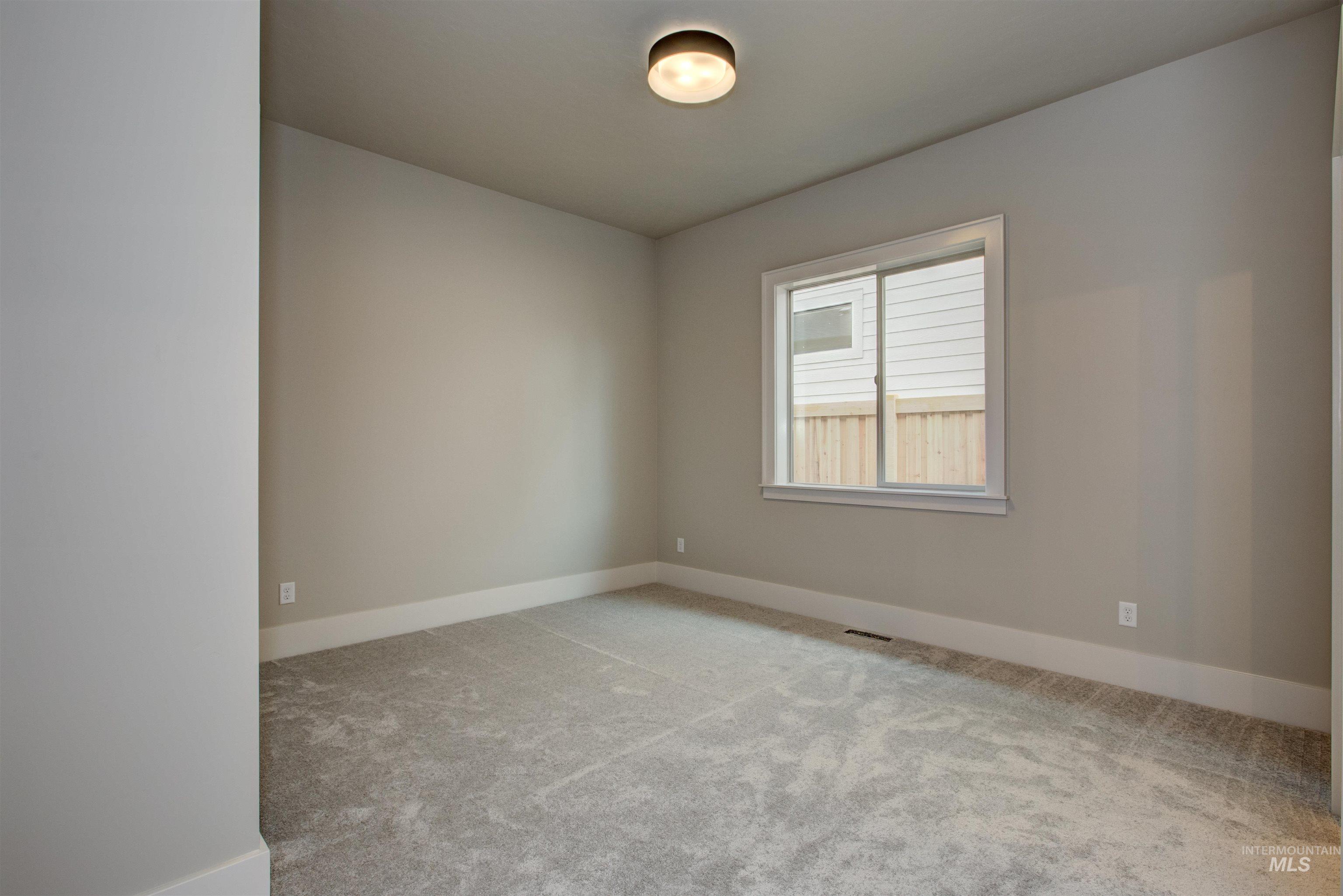 4329 N Madden Way Property Photo 7
