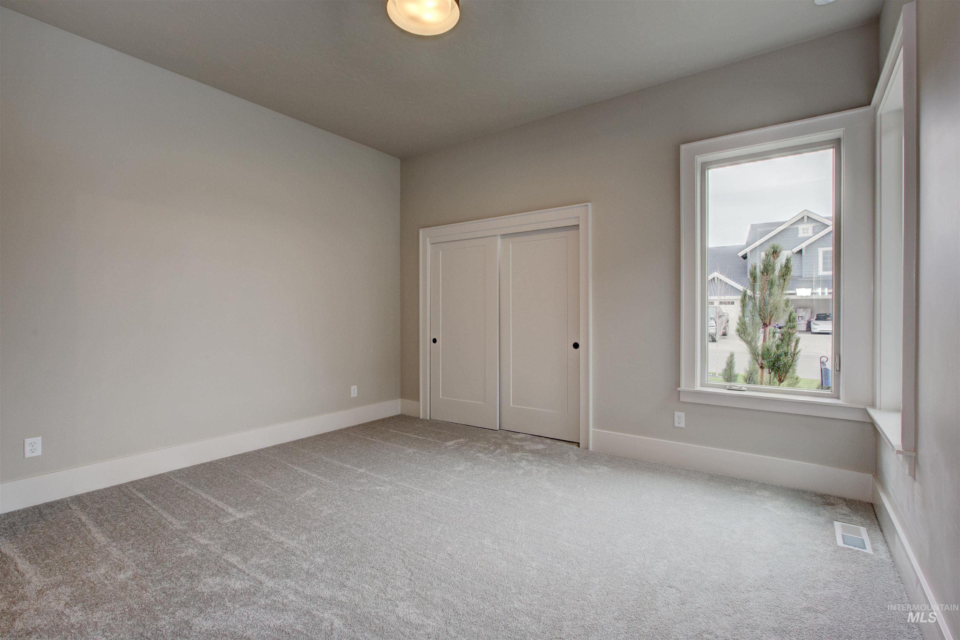 4329 N Madden Way Property Photo 11