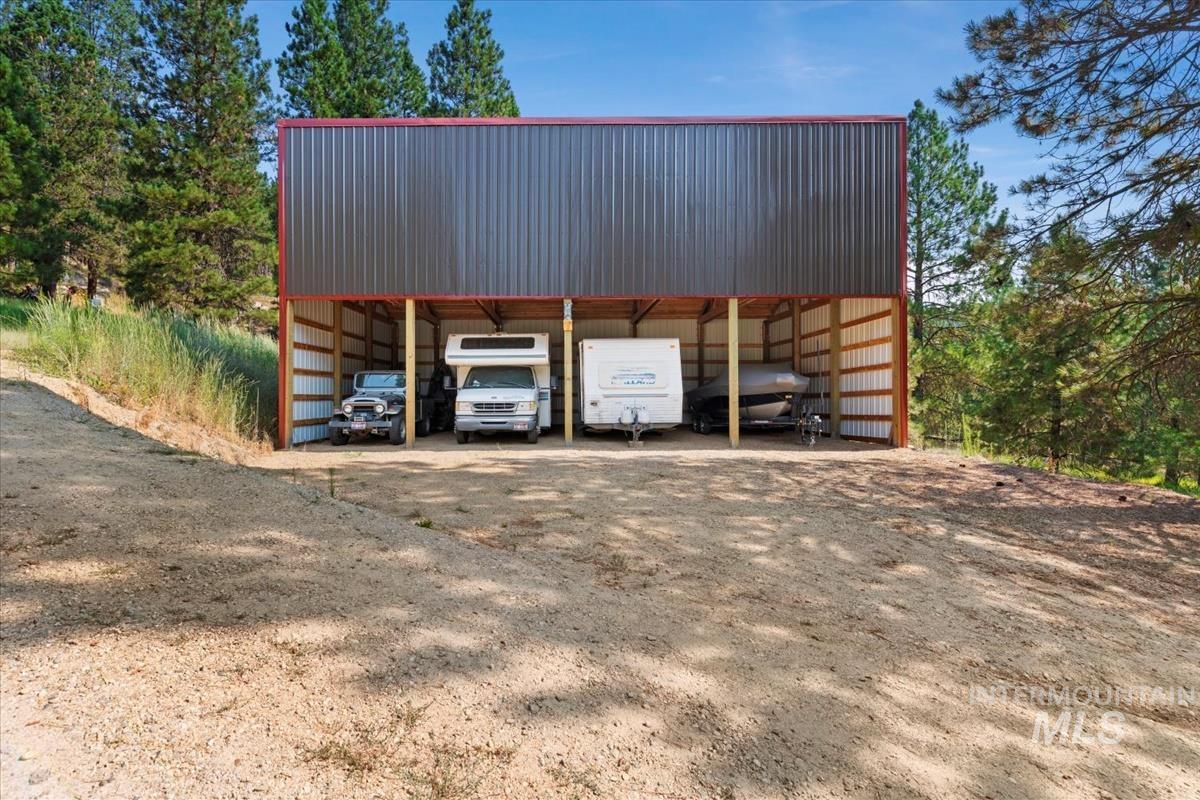 15 Crossbow Road Property Photo 7