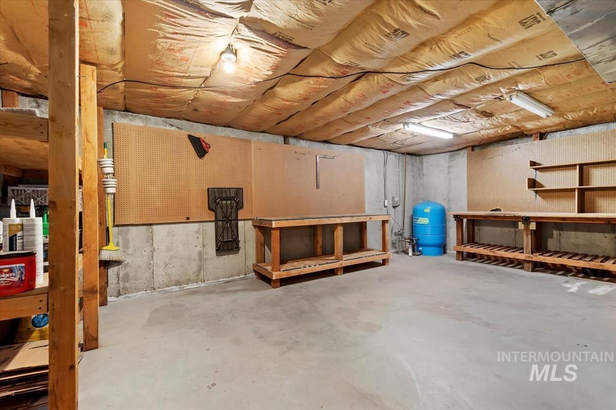 15 Crossbow Road Property Photo 33