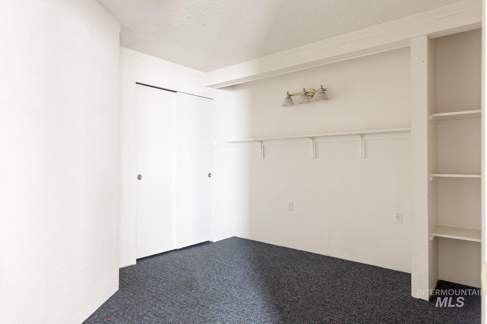 410 N Kimball Ave Property Photo 26