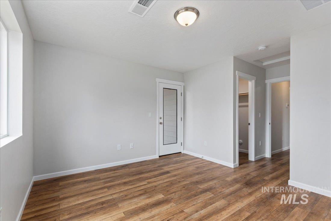 401 Antonette Cir Property Photo 17