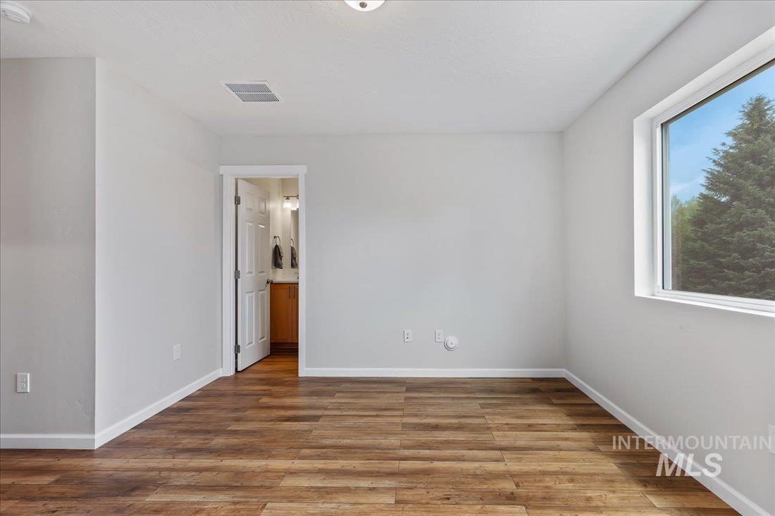 401 Antonette Cir Property Photo 18