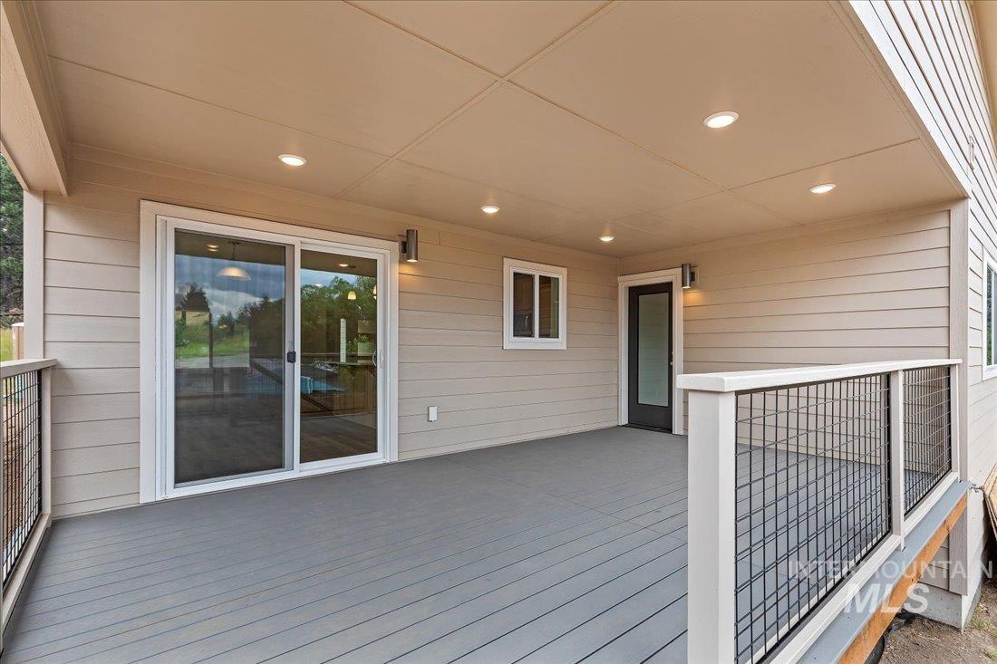 401 Antonette Cir Property Photo 24