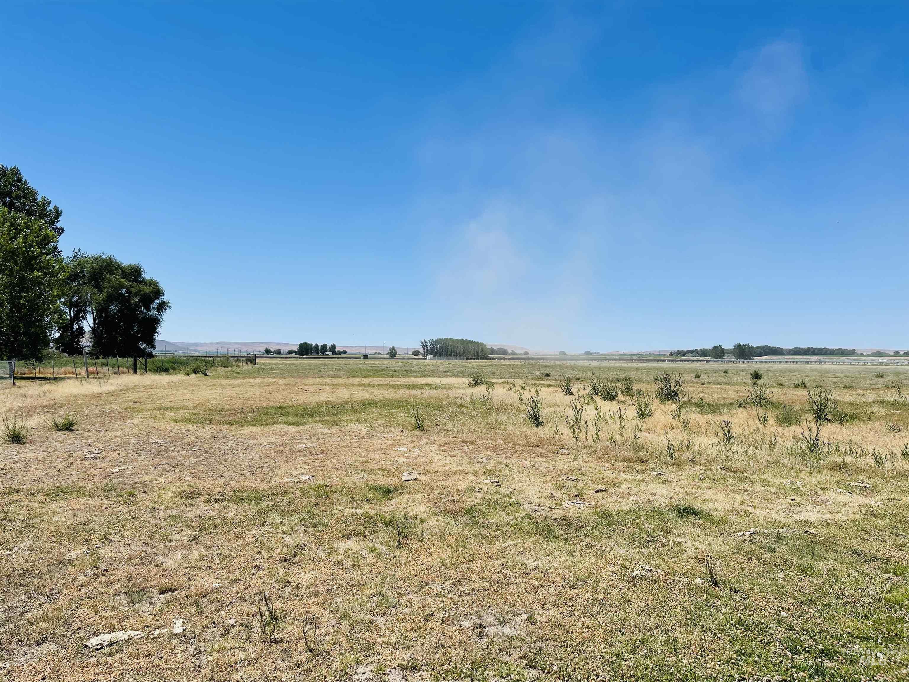 Lot2 Plat 2411 Hwy 201 Property Photo 2