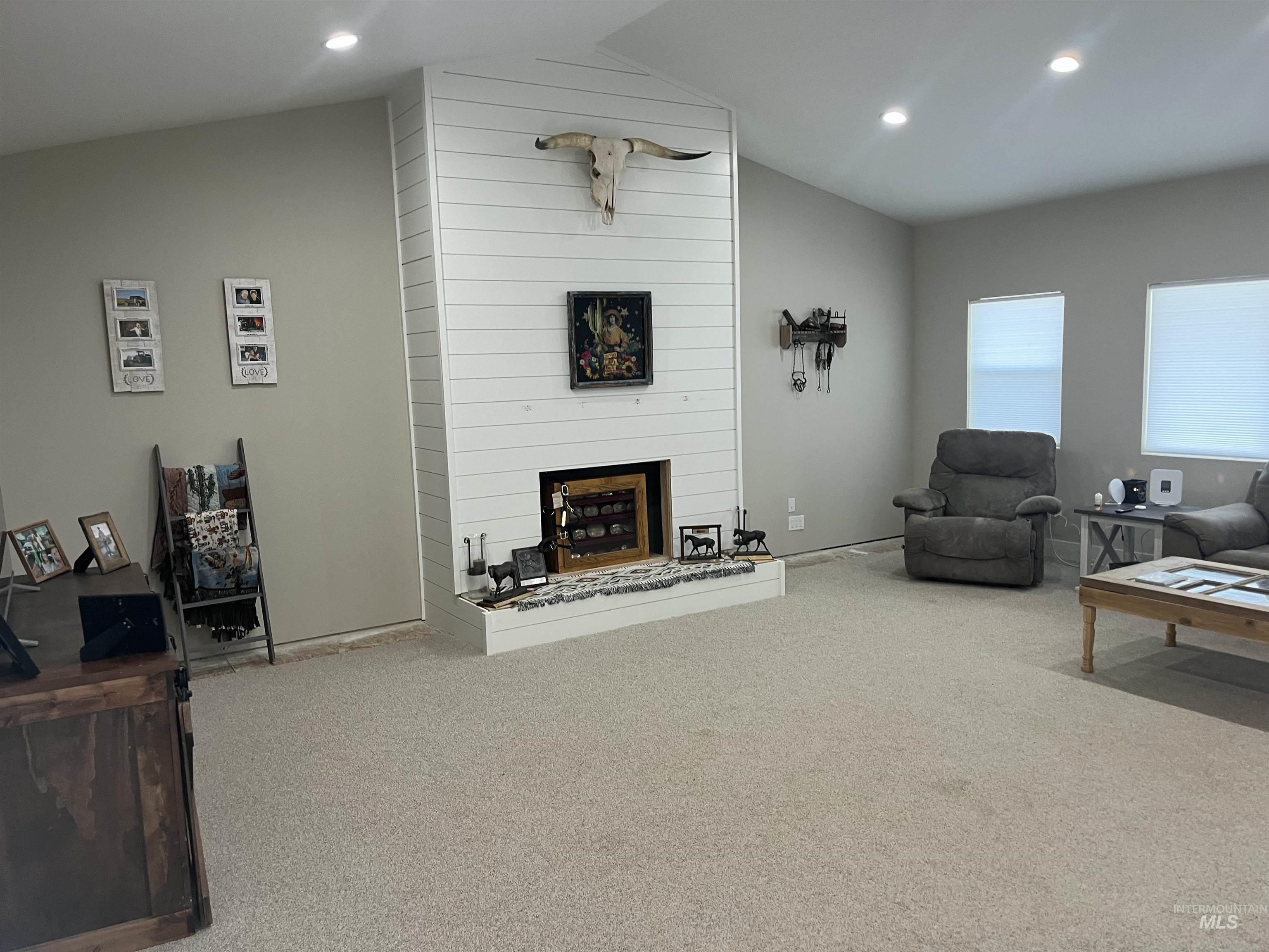 3851 N 1400 East Property Photo 5