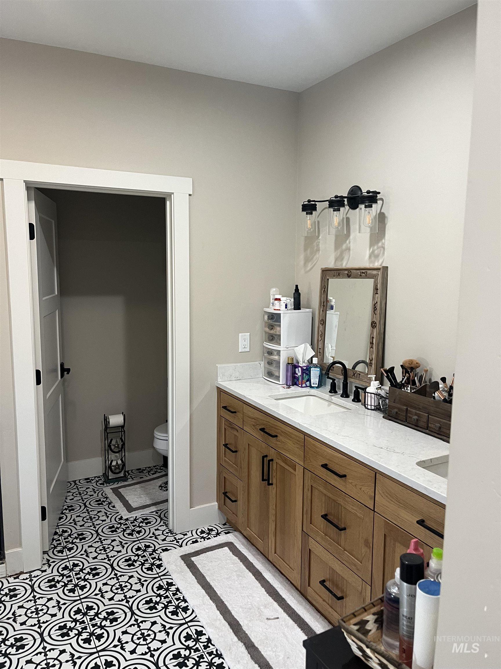 3851 N 1400 East Property Photo 11
