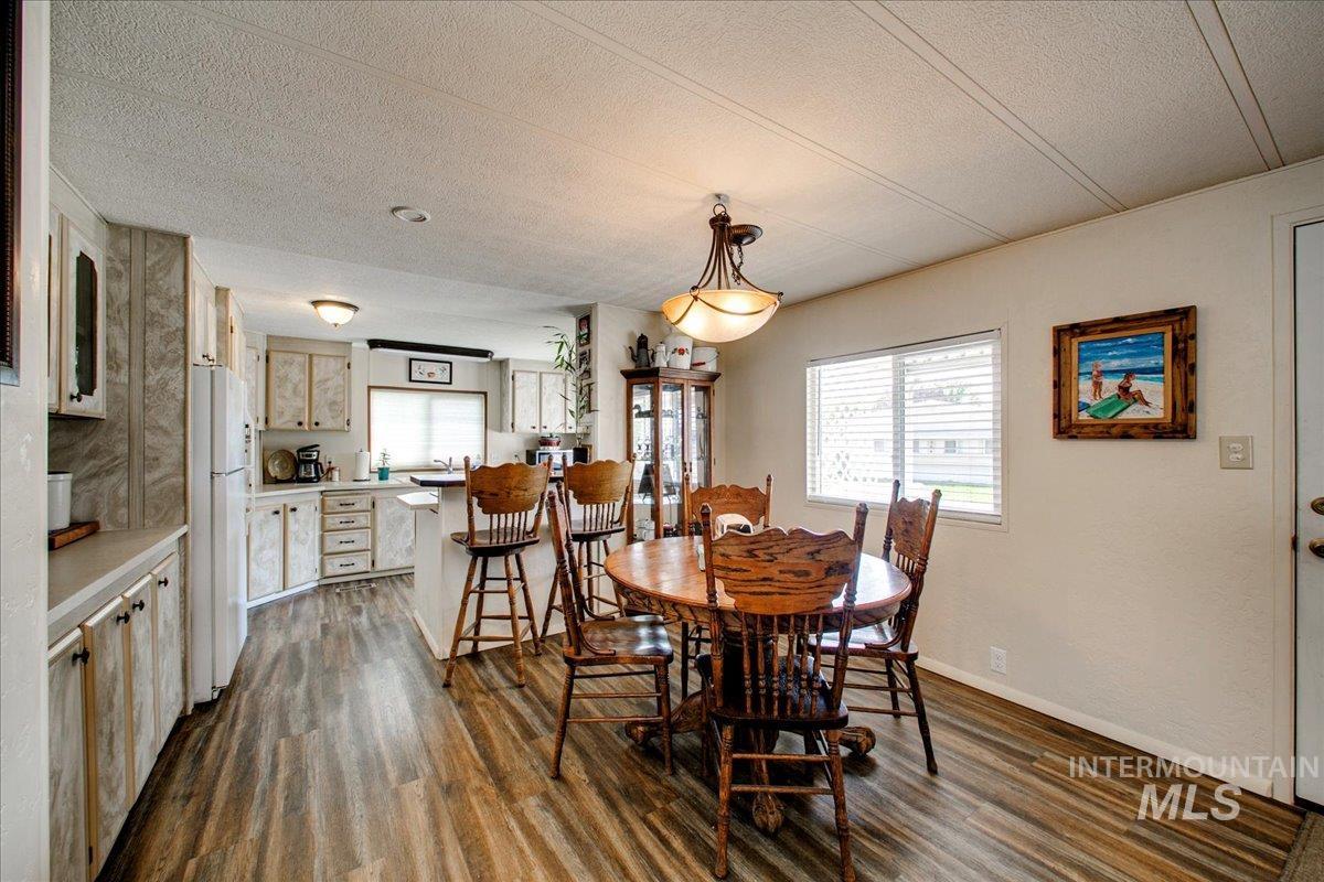 5381 N Glencrest Property Photo 11