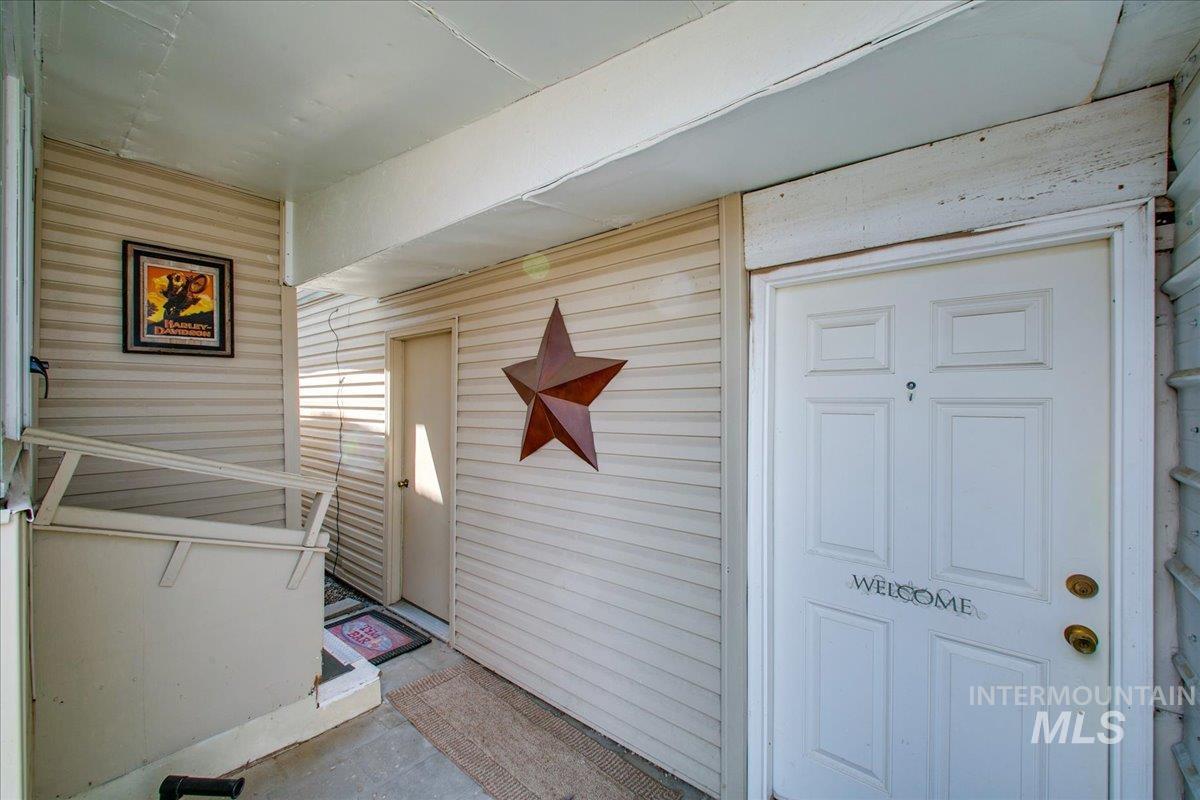 5381 N Glencrest Property Photo 32