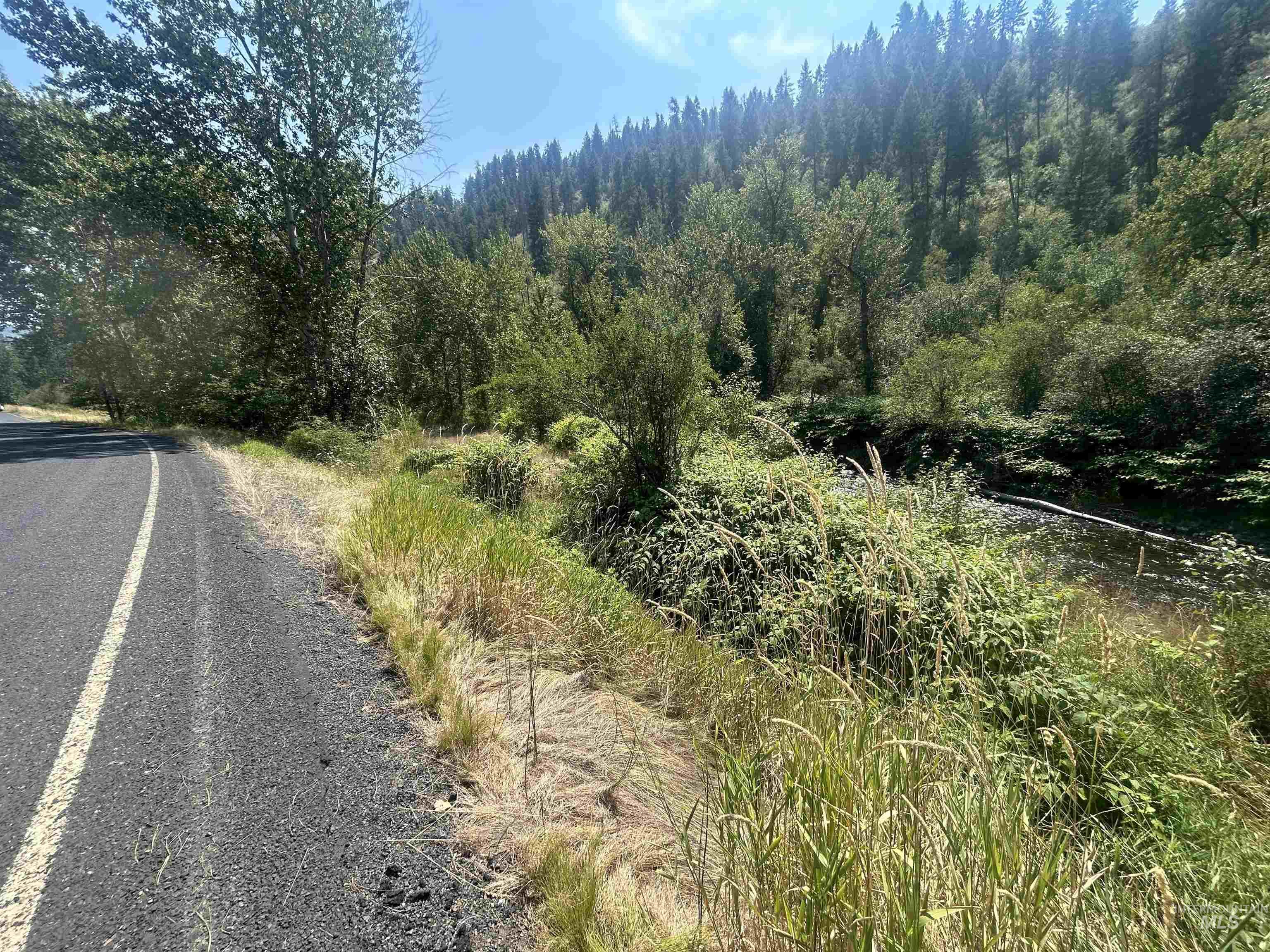 1068 Clearcreek Road Property Photo 13