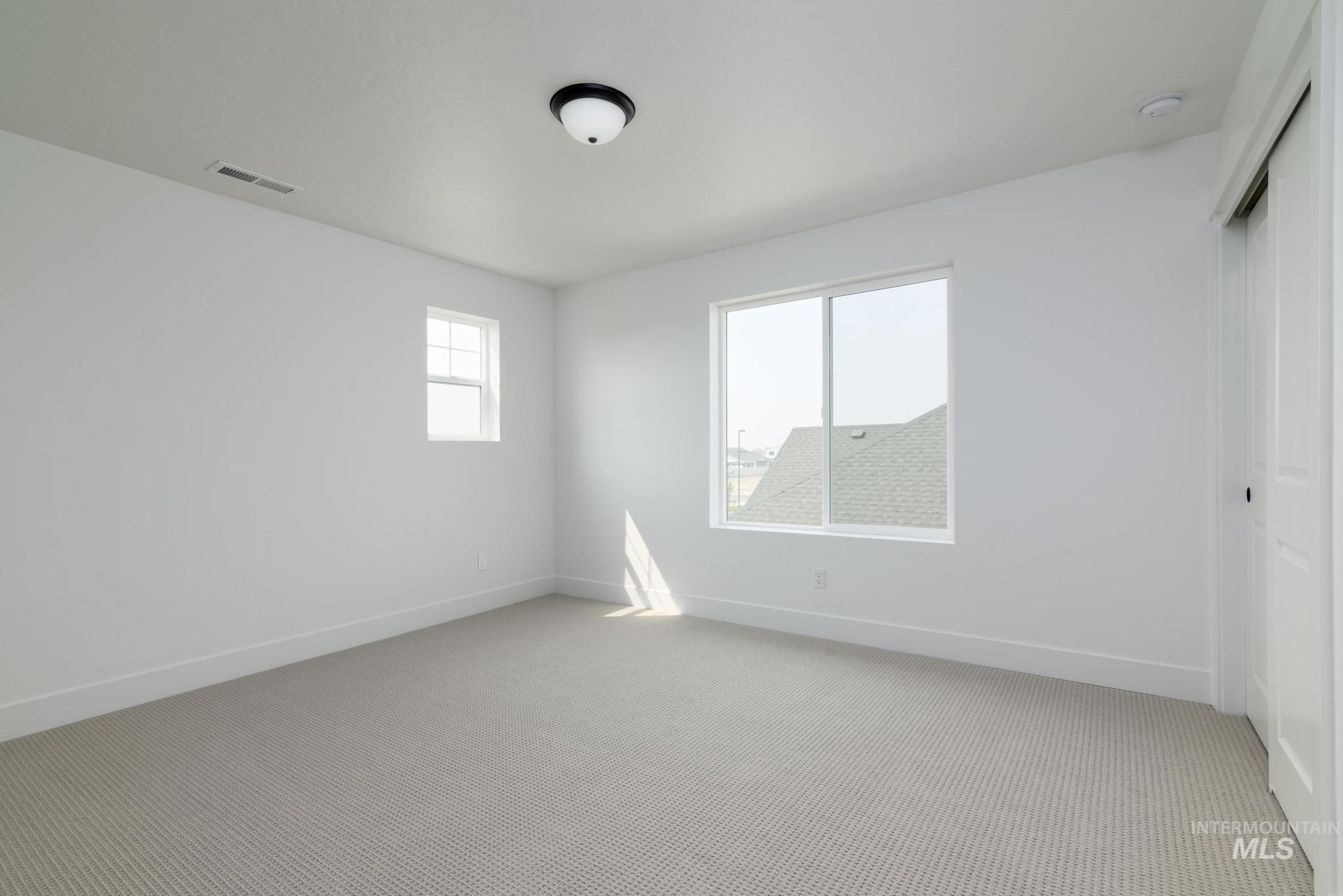 1800 W Blue Lightning St Property Photo 27