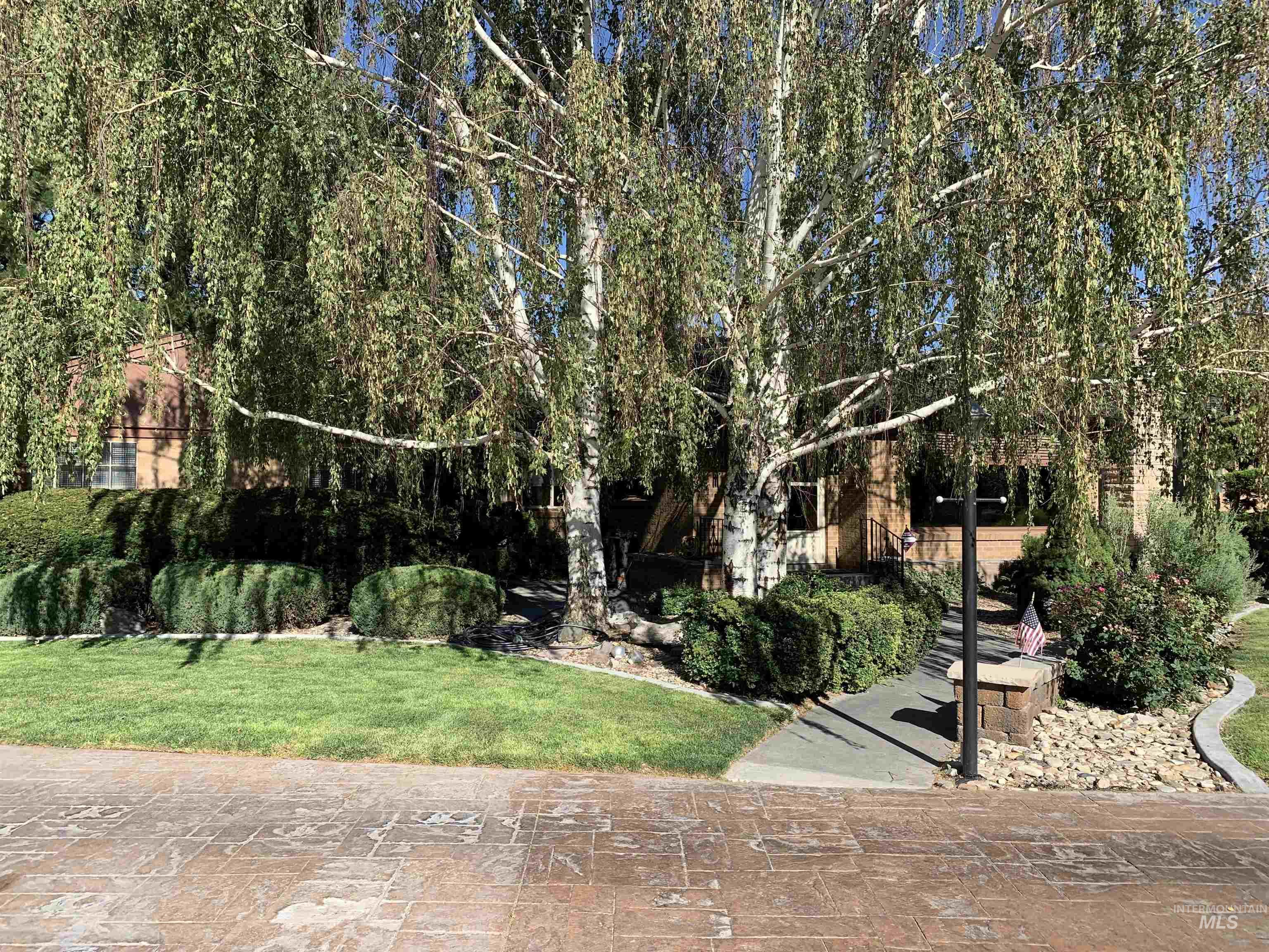 1859 Alturas Drive Property Photo 4