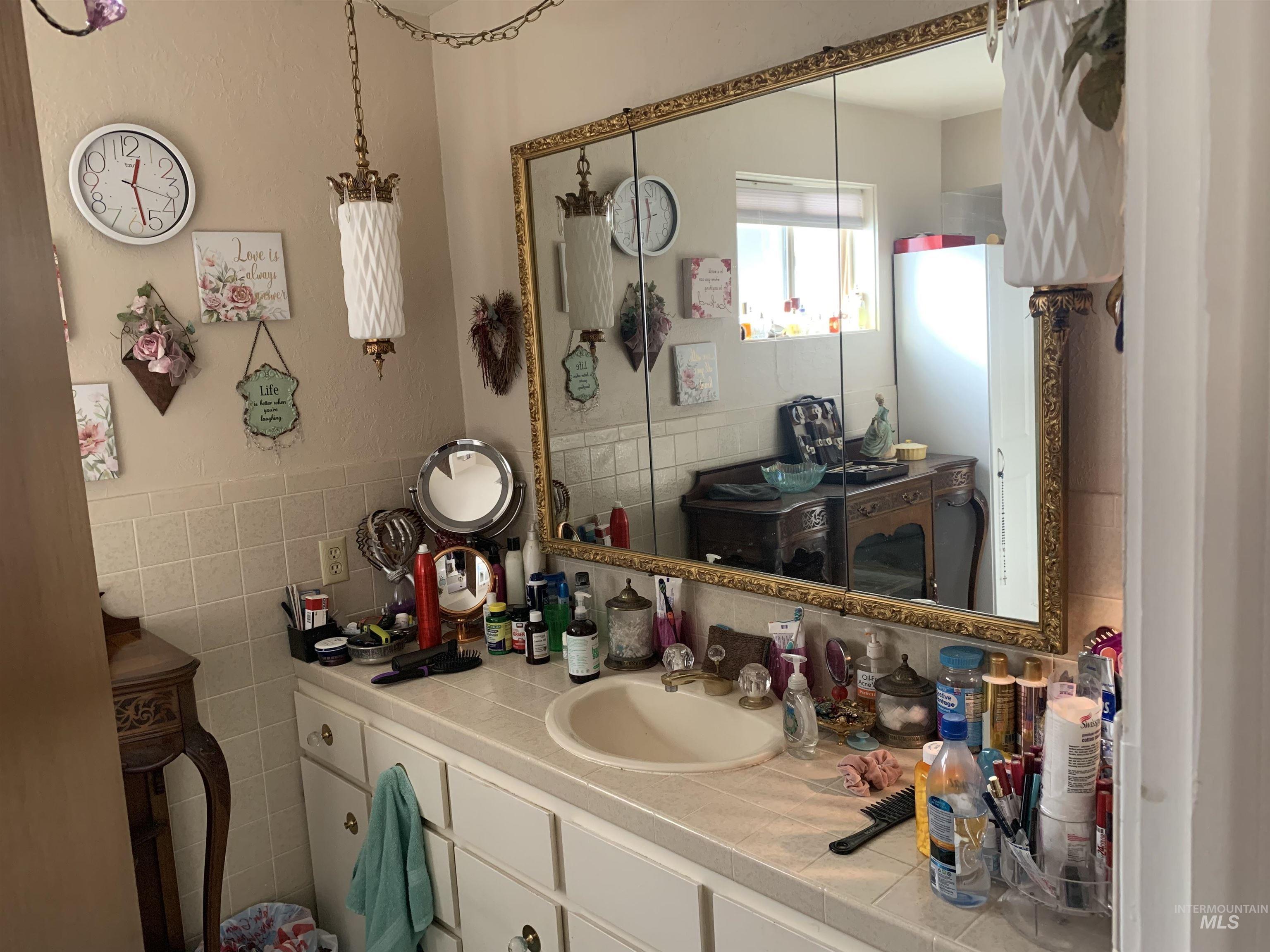1859 Alturas Drive Property Photo 24