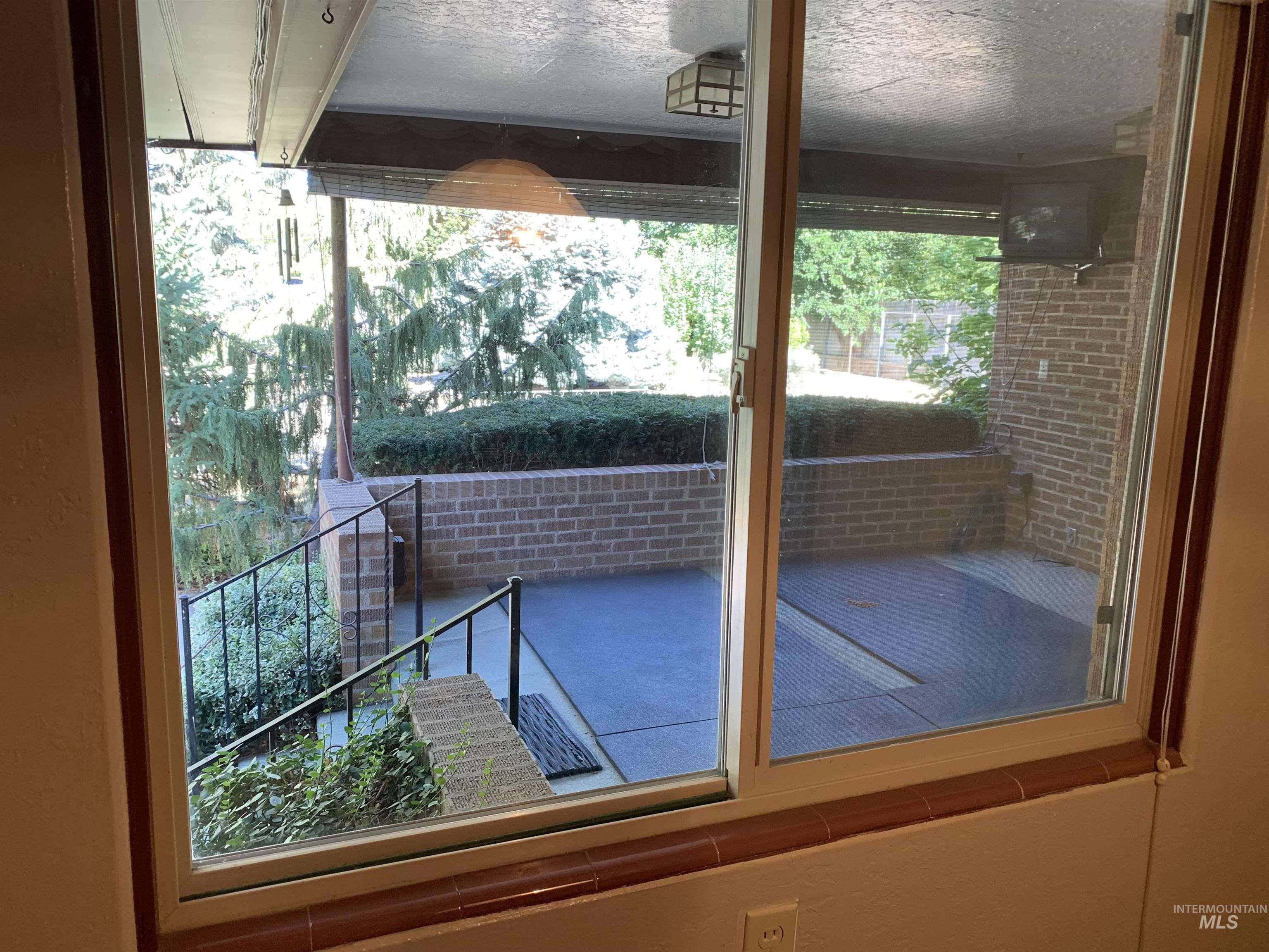 1859 Alturas Drive Property Photo 33
