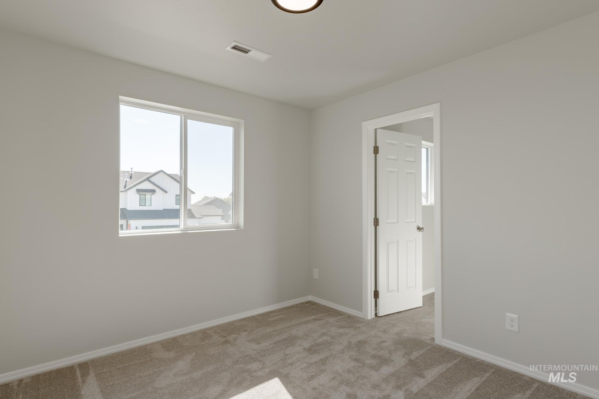 11736 W Mountain Iris St Property Photo 12