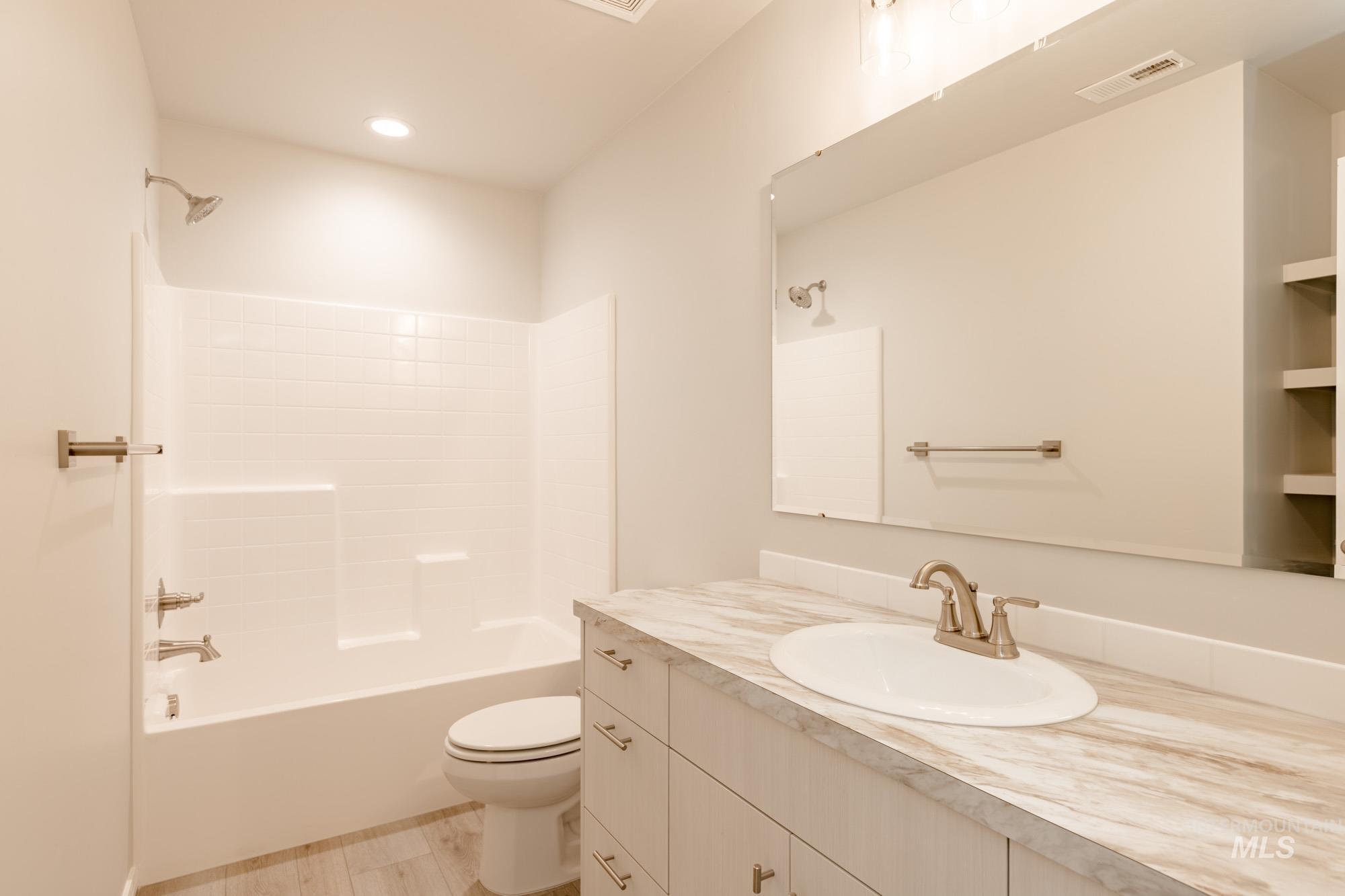 11736 W Mountain Iris St Property Photo 14
