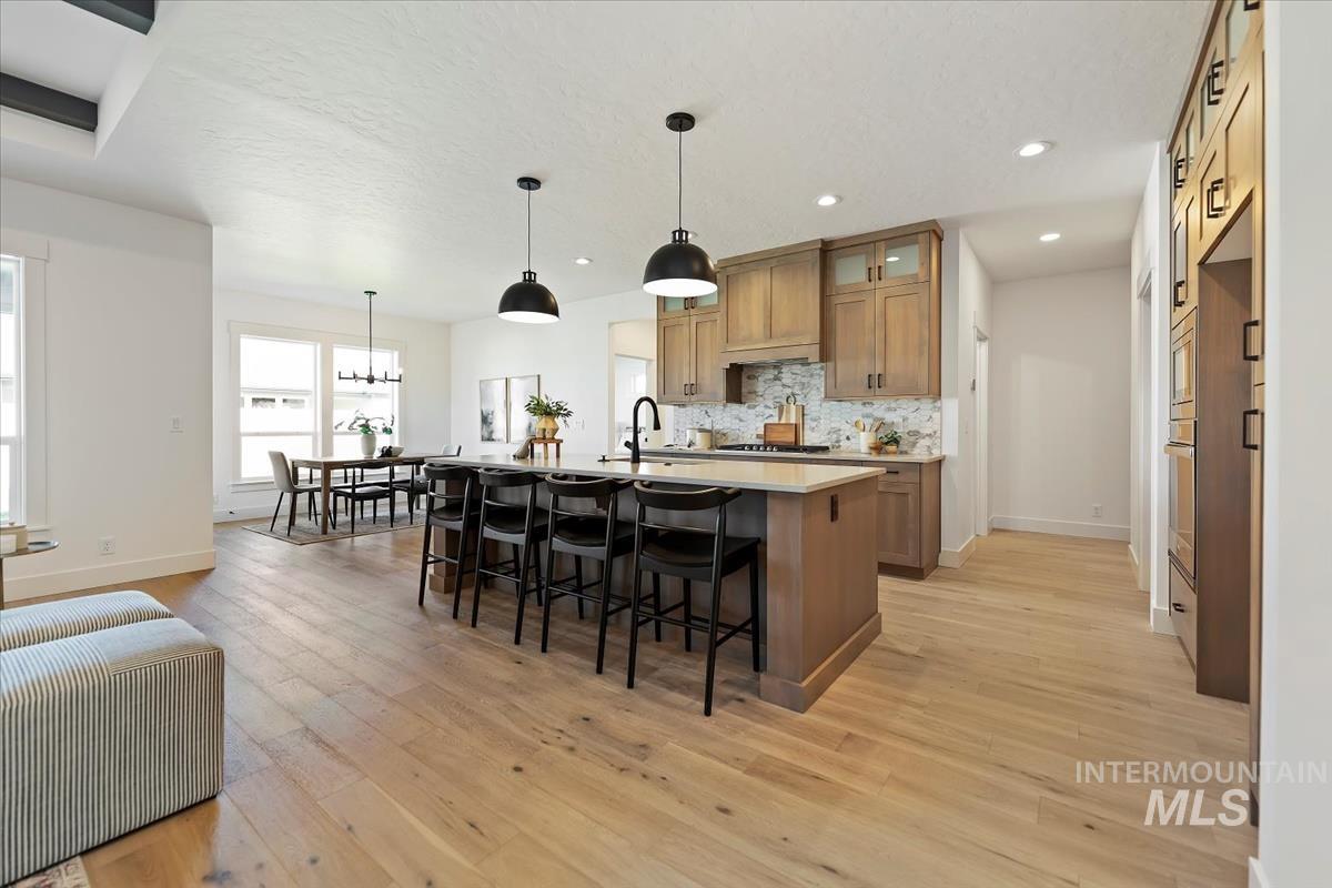 6300 E One Tree Place Property Photo 4
