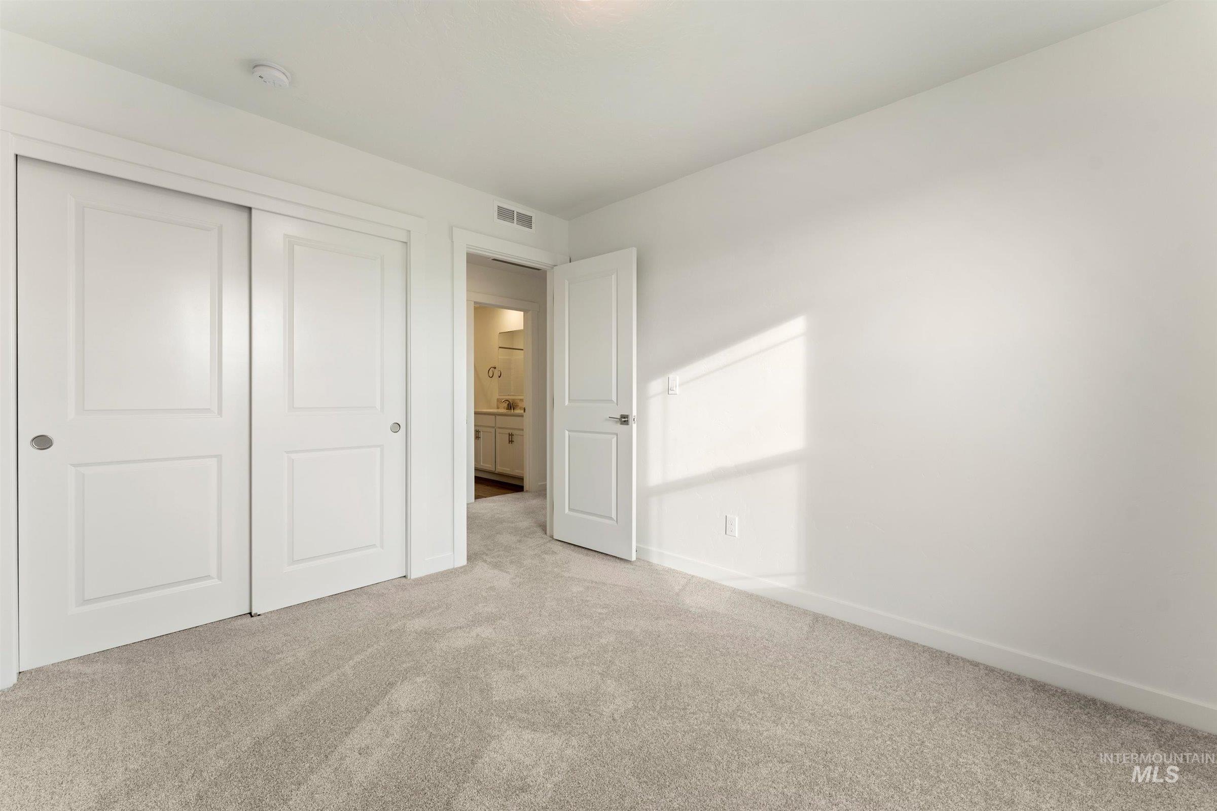 11176 Overhang St Property Photo 22