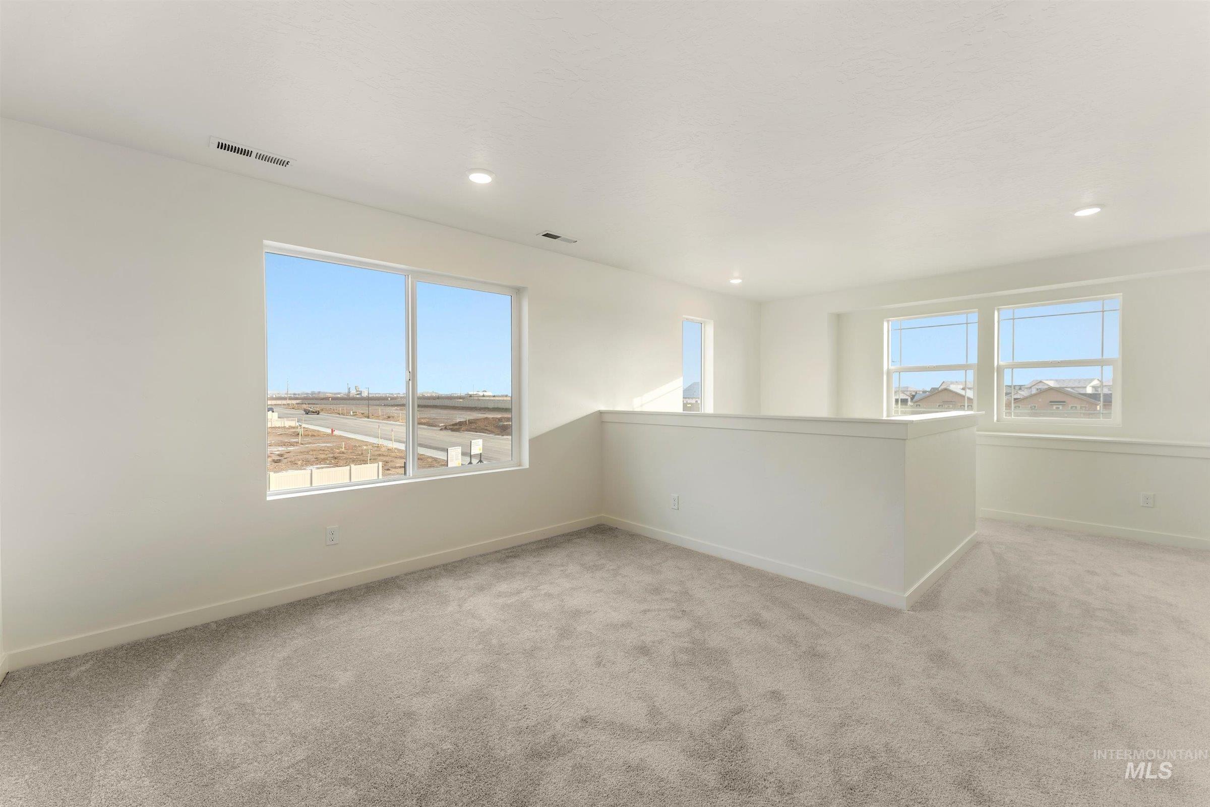 11176 Overhang St Property Photo 33