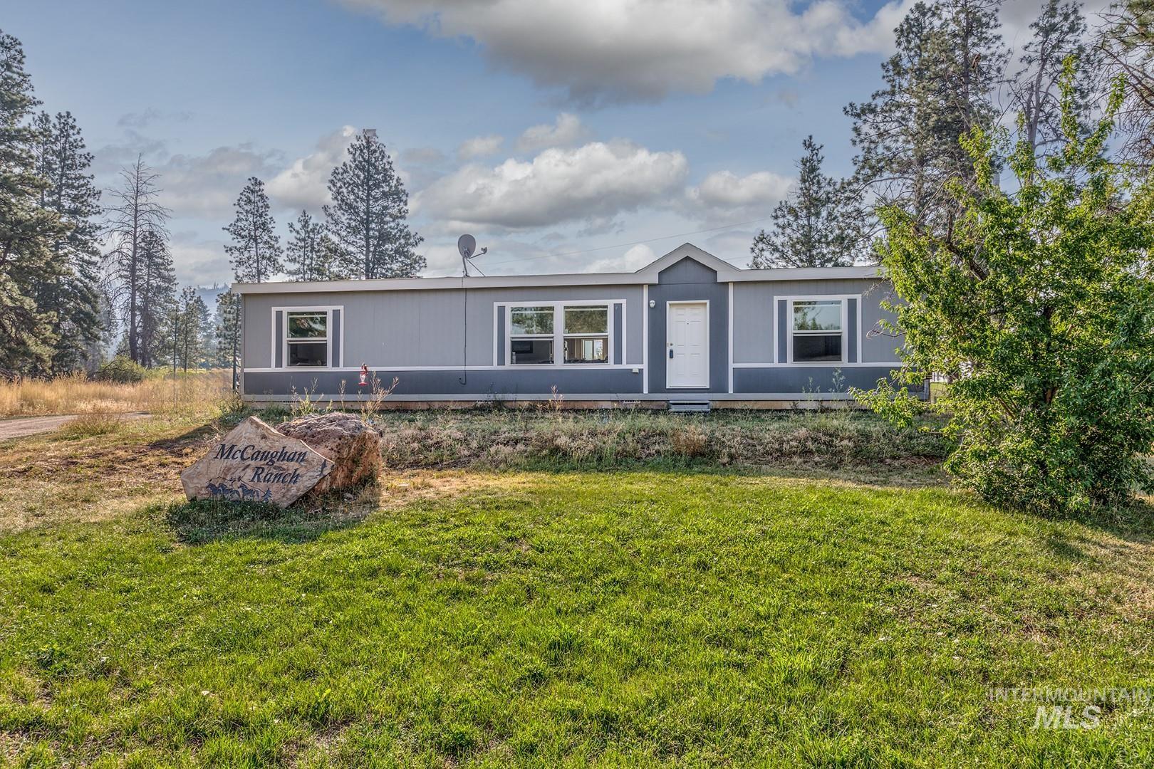 2093 Seid Creek Rd Property Photo 3