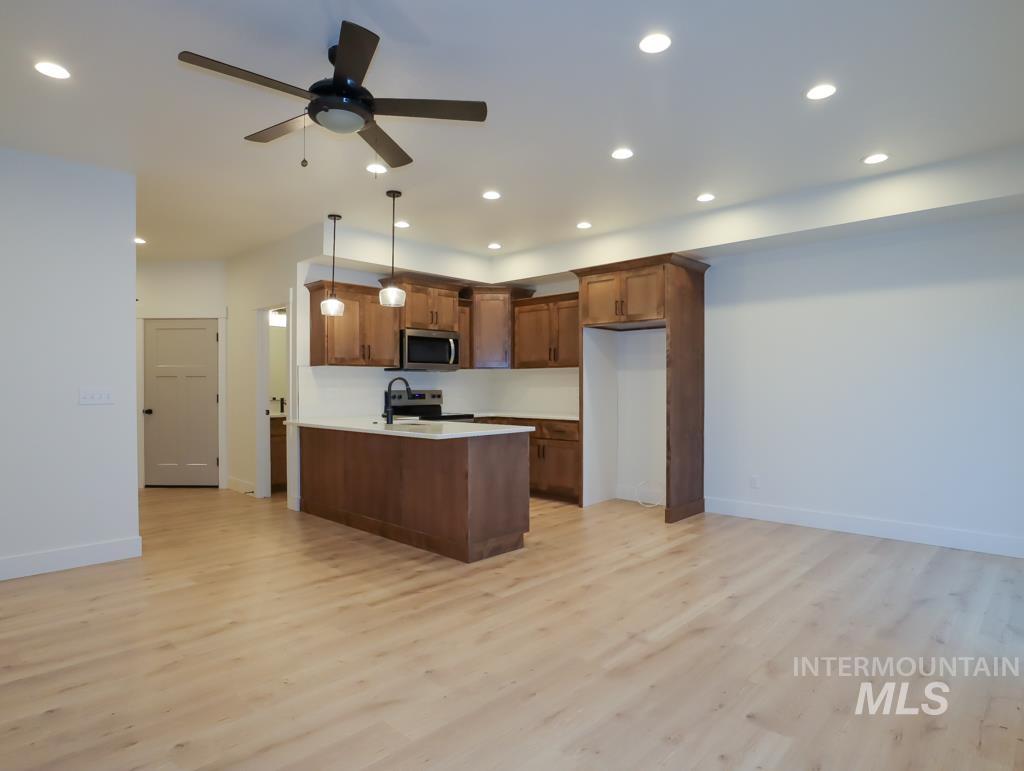 211 Ne 3rd Street Property Photo 5