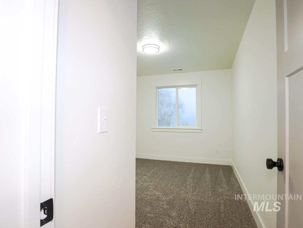 211 Ne 3rd Street Property Photo 27