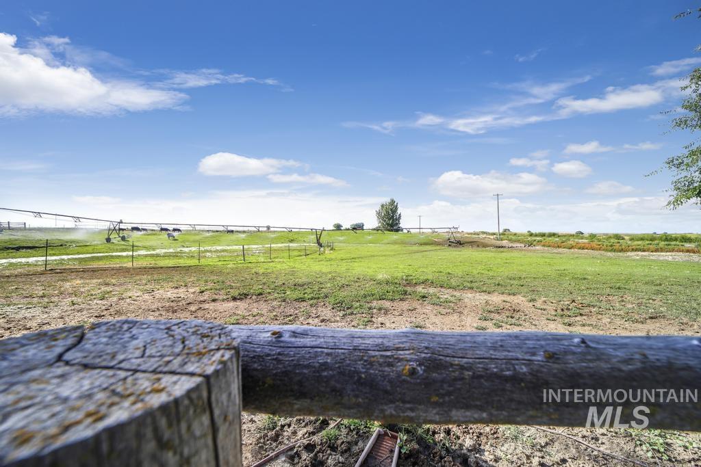 214 S 800 E Property Photo 16