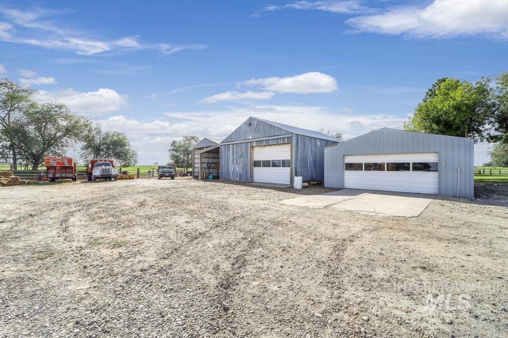214 S 800 E Property Photo 17