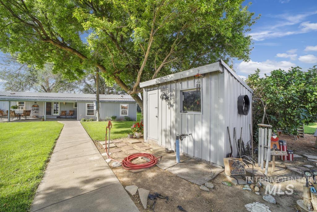 214 S 800 E Property Photo 19