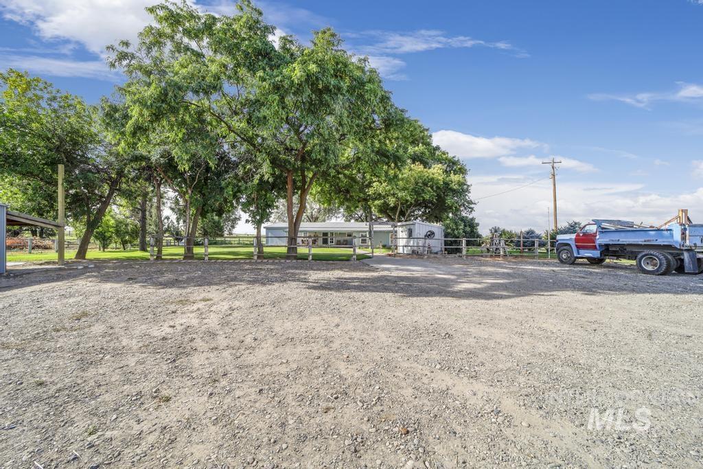 214 S 800 E Property Photo 24