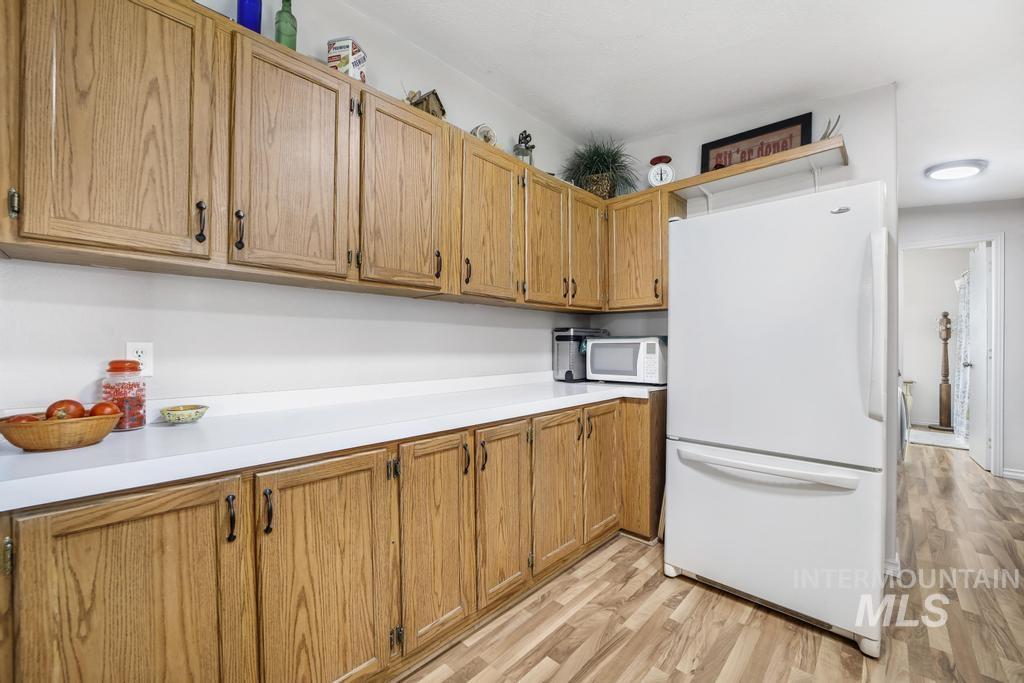 214 S 800 E Property Photo 36