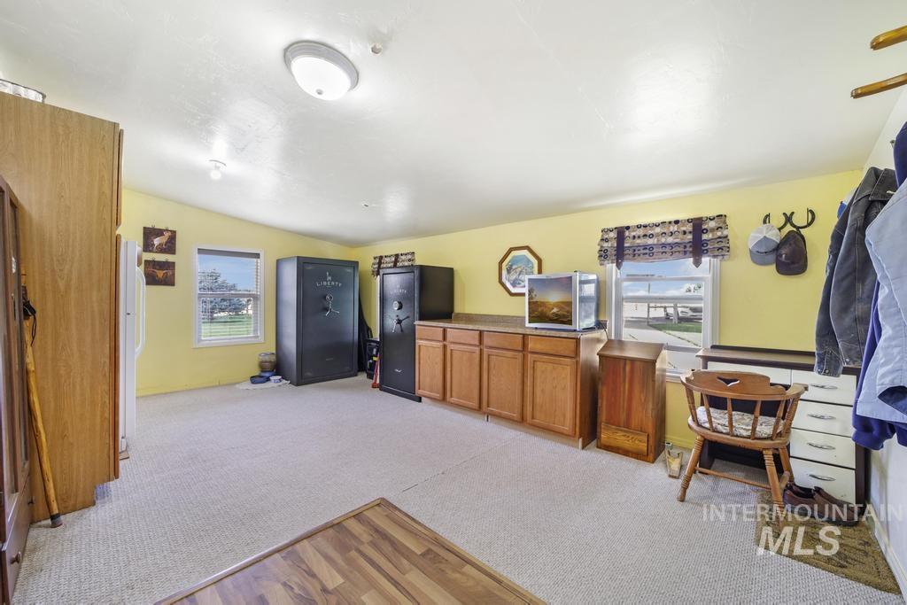 214 S 800 E Property Photo 47